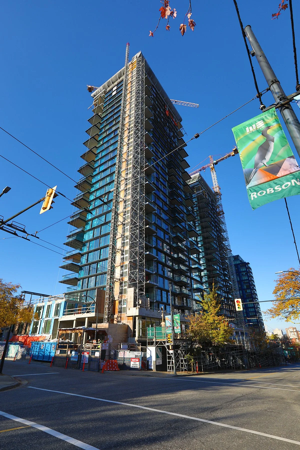 Robson Landmark Const_Nov 13_2022_HDR_5C5634_4x6.jpg