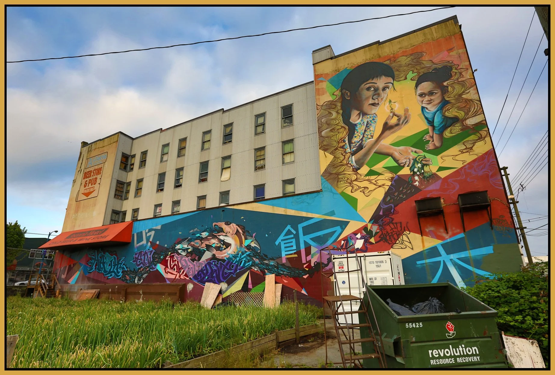 Astoria Mural Vancouver_Aug 4_2016_HDR_L9346_4x6s.jpg