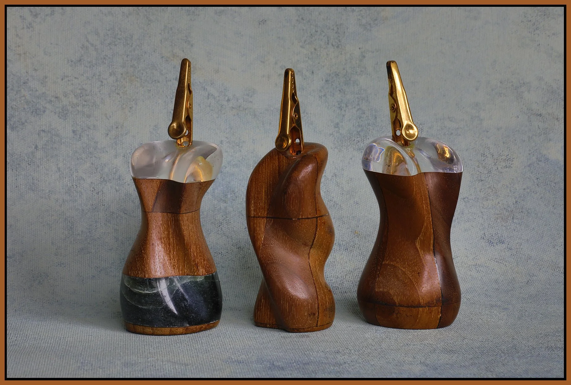 Gnice Pipes Roach Clips_Feb 26_2025_HDR_5E9988_4x6s.jpg