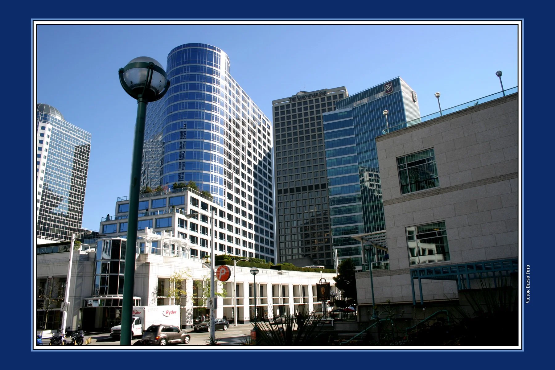 Waterfront Hotel and Lions Pub_9052_4x6s.jpg
