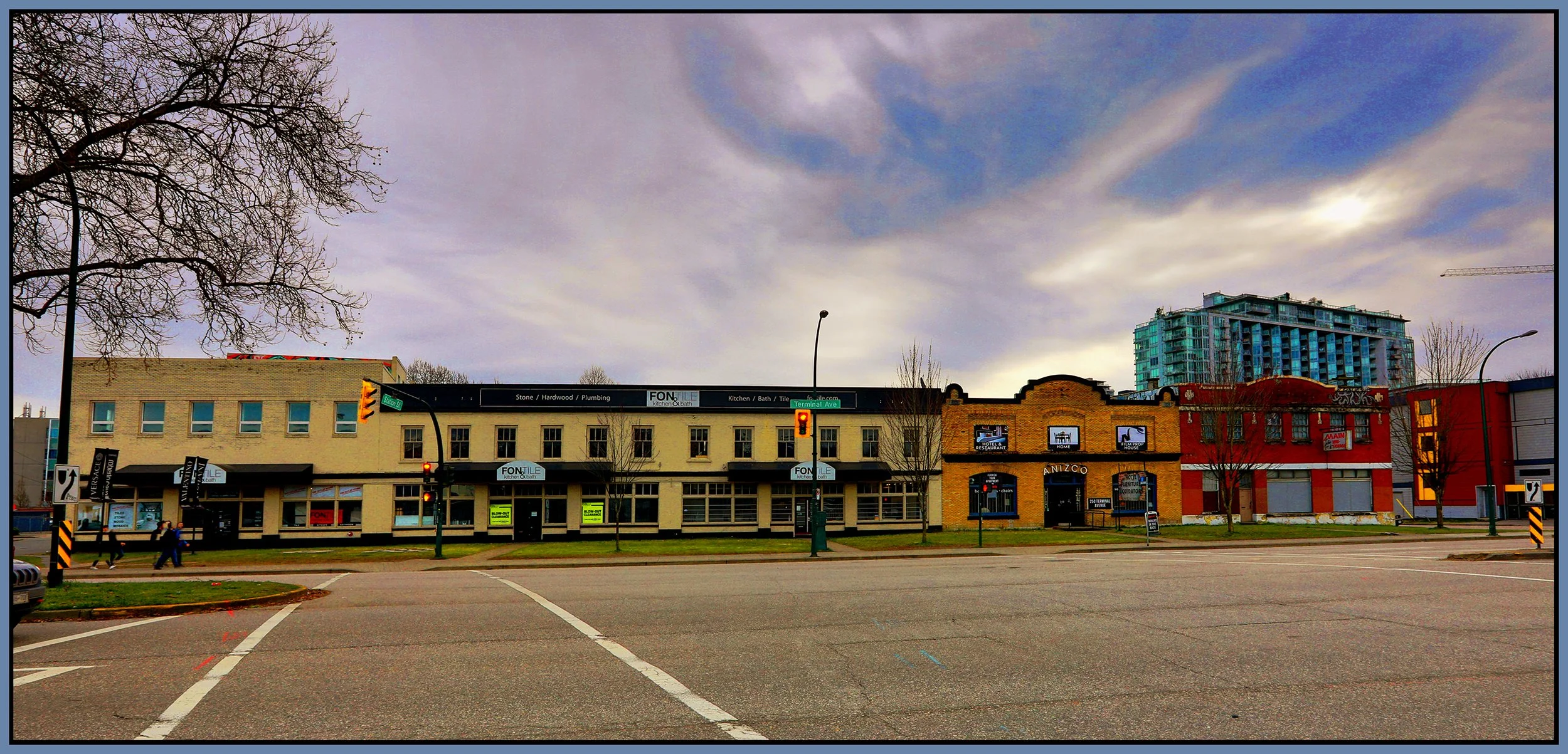 300 Terminal Ave_Mar 6_2022_HDR_Pan_5A0181_peWater_Pop_FbColBalD_4x8s.jpg