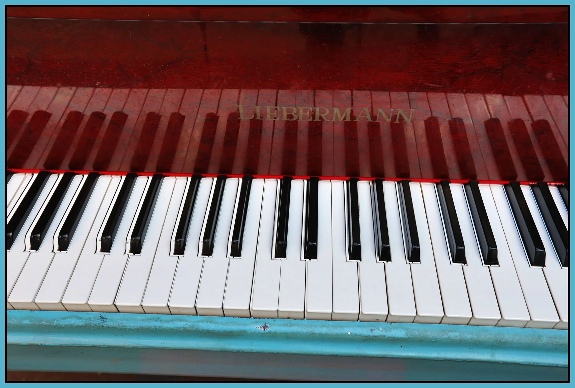 Woodwards Piano_Jun 26_2017_HDR_A5083_4x6s.jpg
