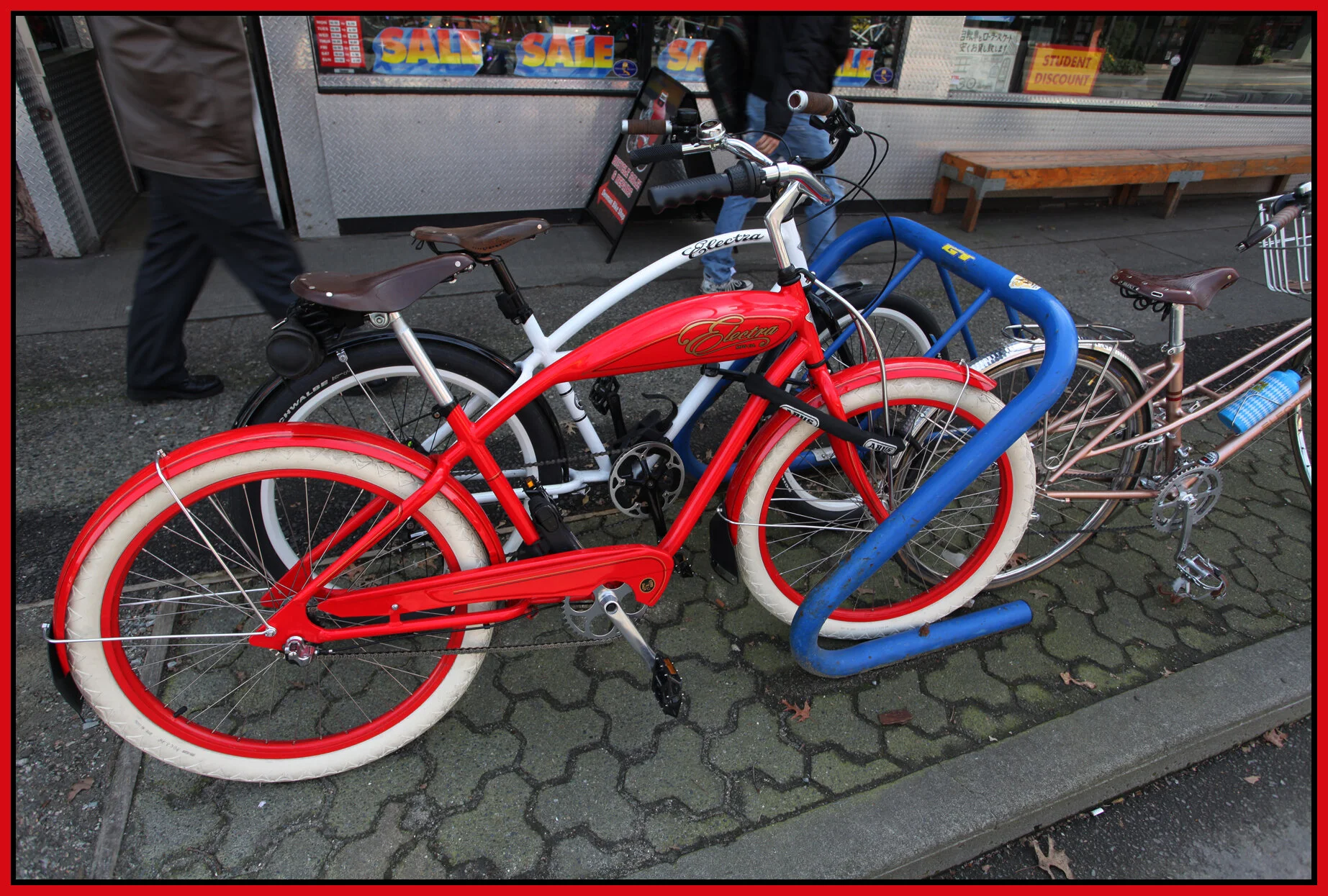 Bicycles_Apr 4_2010_0119_4x6s.jpg