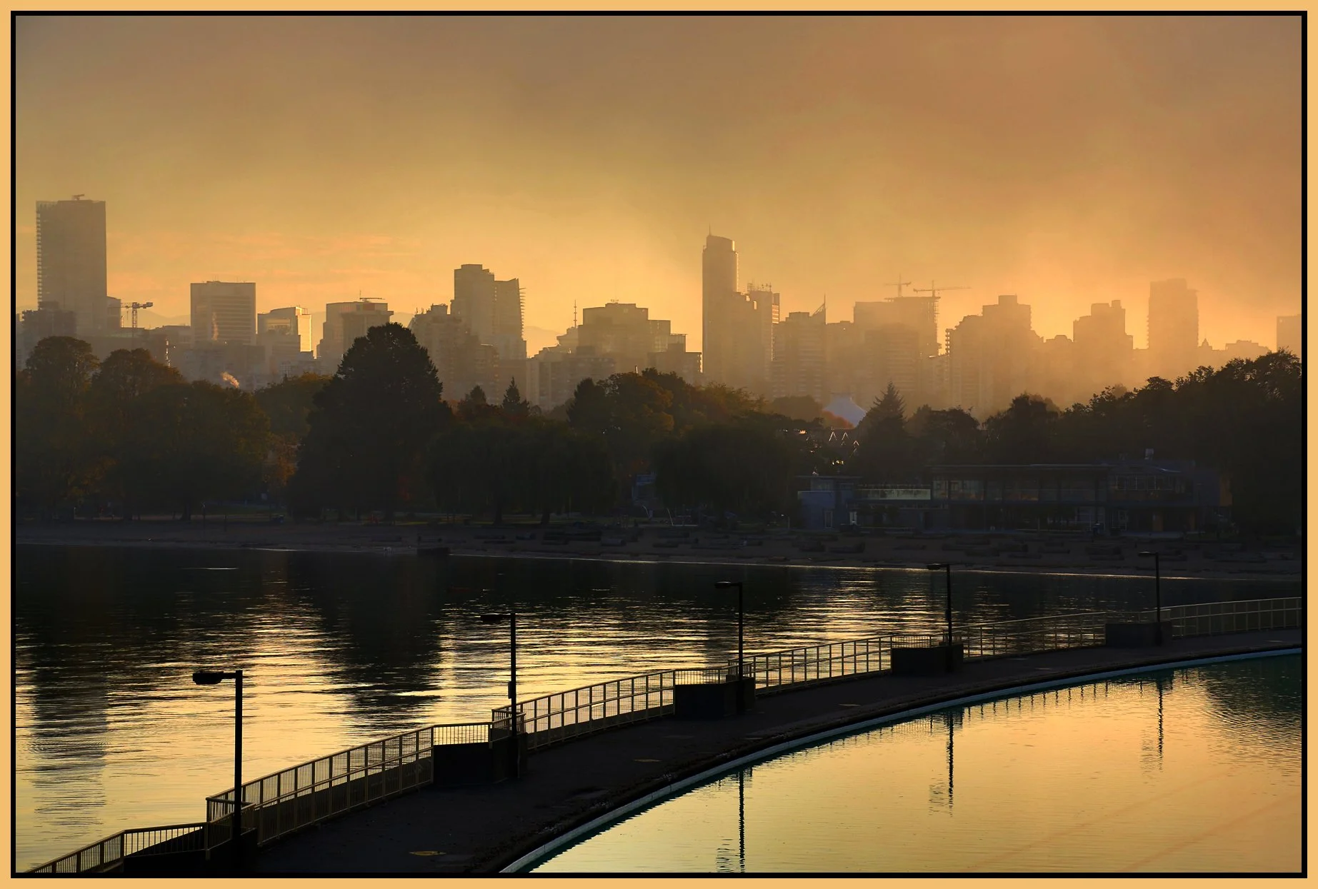 Kits Pool_Oct 1_2015_HDR_H0084_1_4x6s.jpg