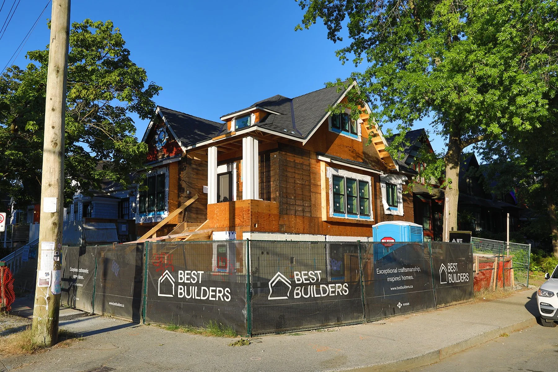 703 Heatley St Const_Jul 9_2023_HDR_5C1515_4x6.jpg