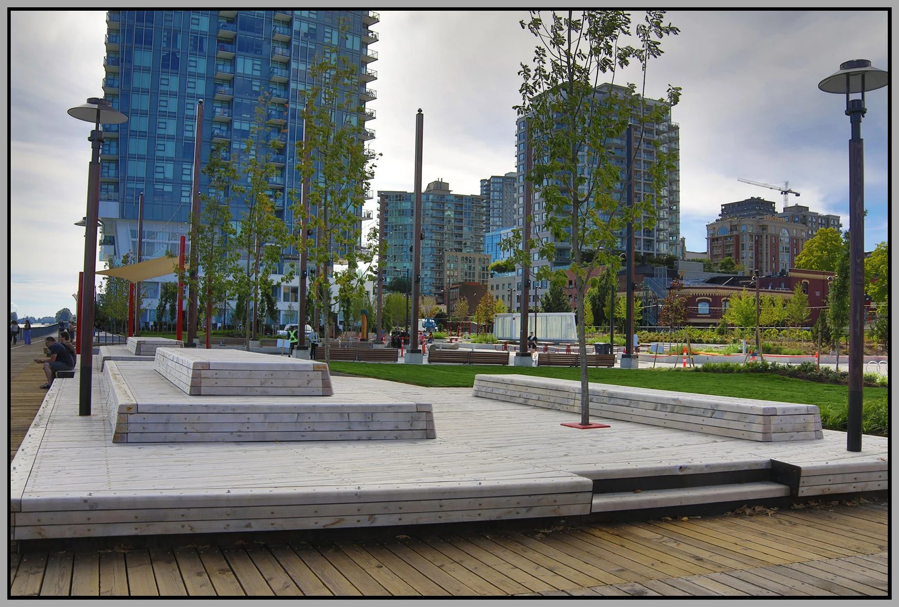 New West Quayside Benches_Jul 30_2026_HDR_4L7756_4x6s.jpg