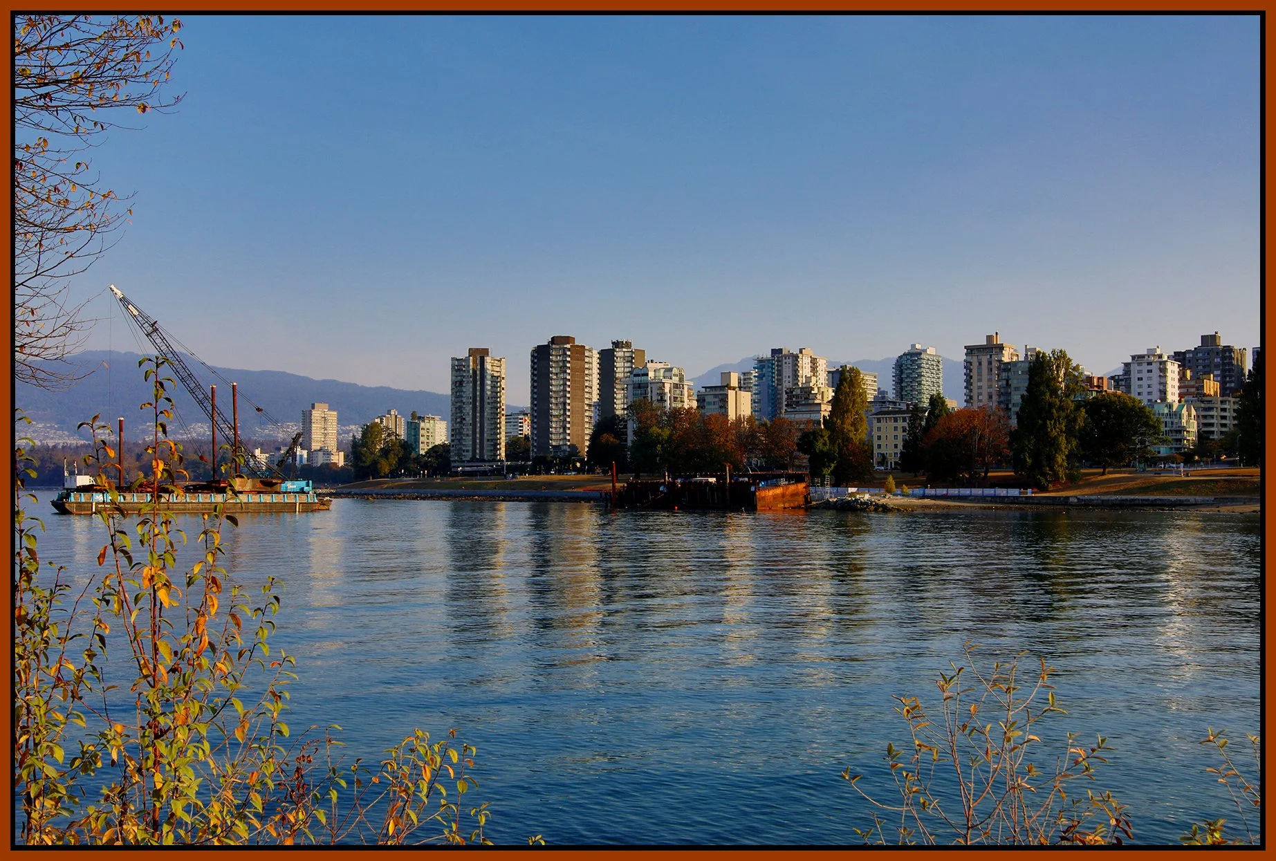 English Bay Barge_Oct 9_2022_HDR_4H3062_4x6s.jpg