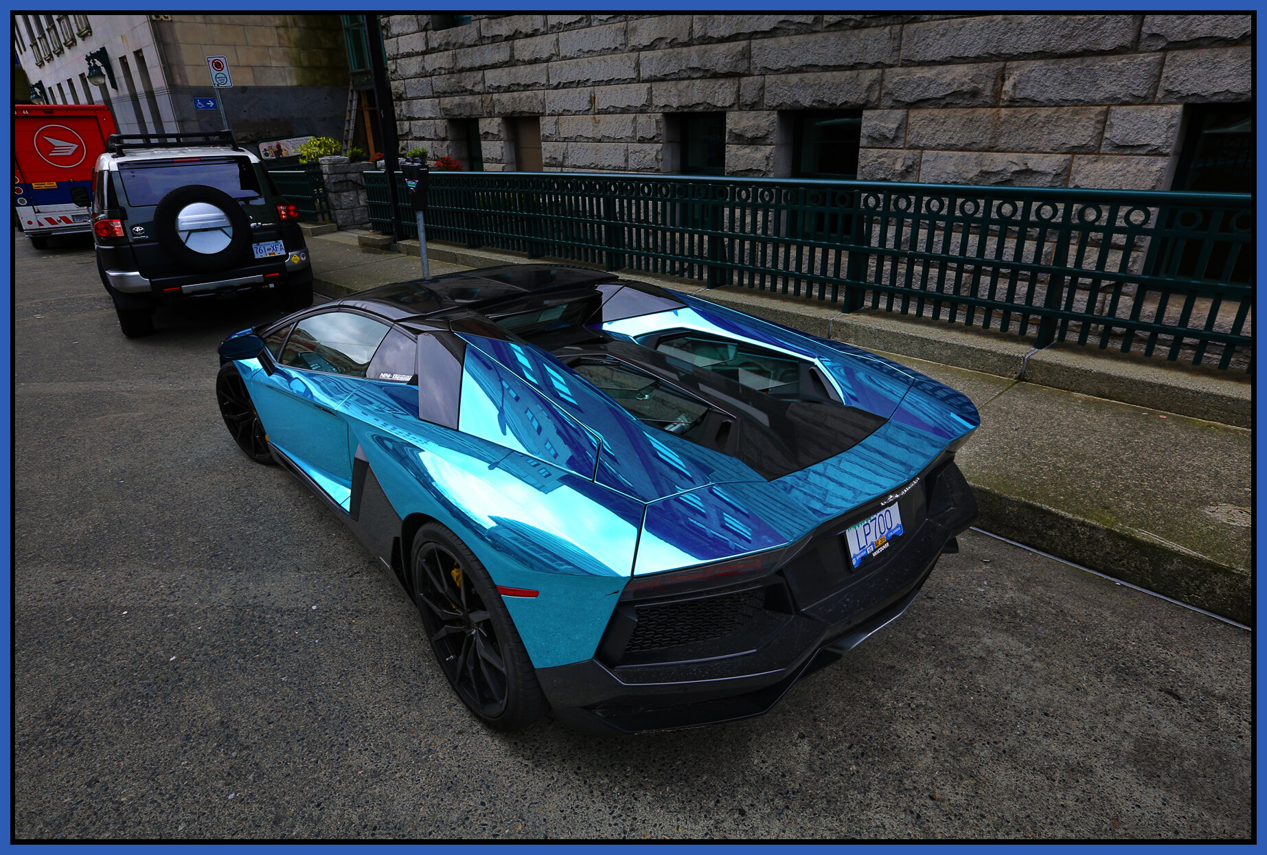 Lamborghini Blue_Mar 30_2015_HDR_F9159_4x6s.jpg
