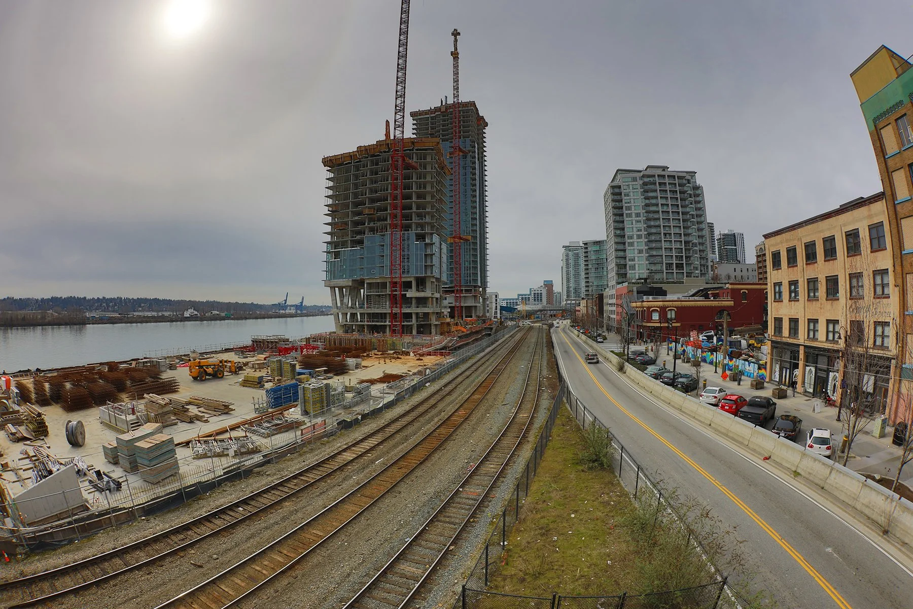 New Westminster Warerfront Const_Mar 19_2023_HDR_4H5697_4x6.jpg