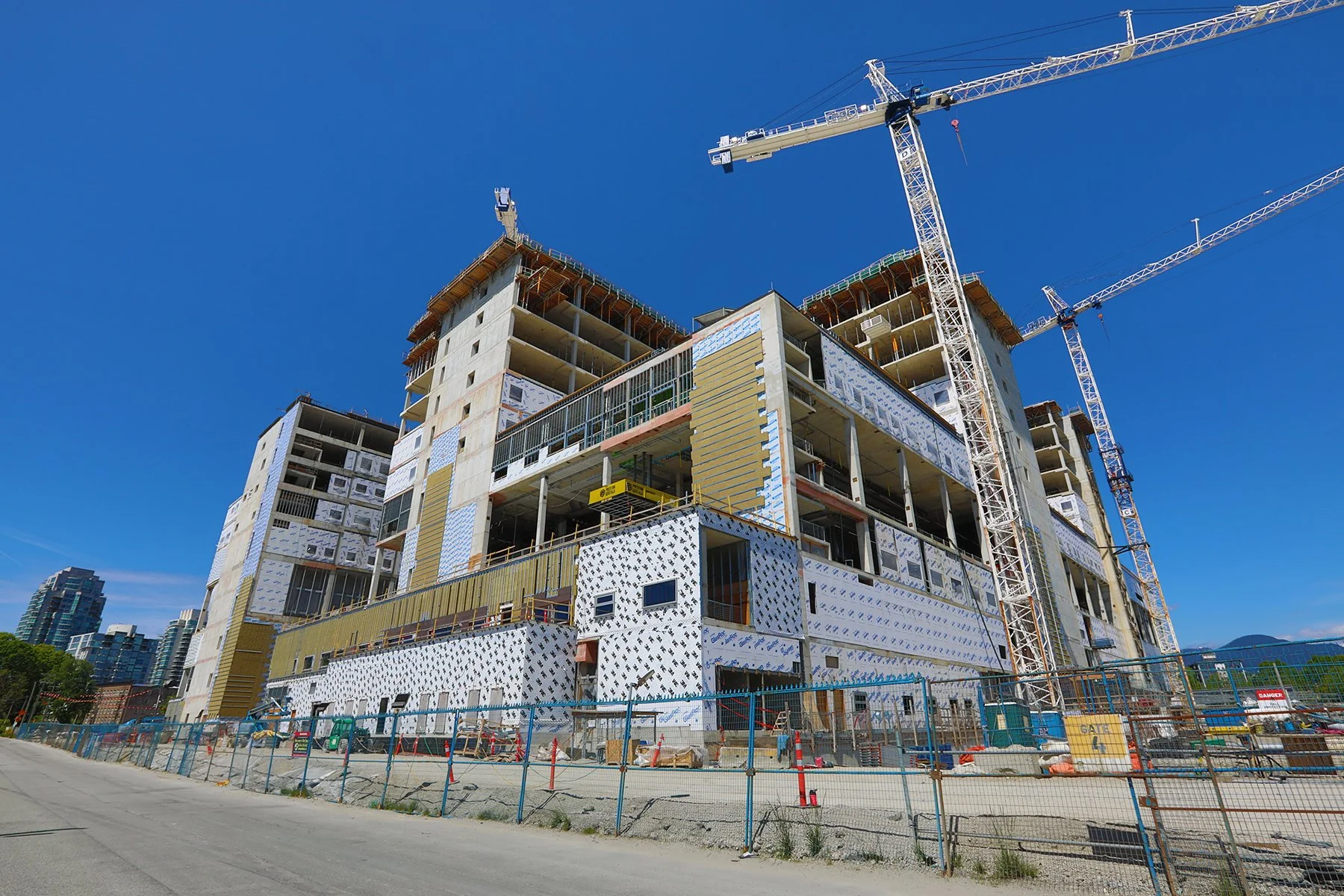 New St.Paul's Hospital Const_May 12_2024_HDR_4H8690_4x6.jpg