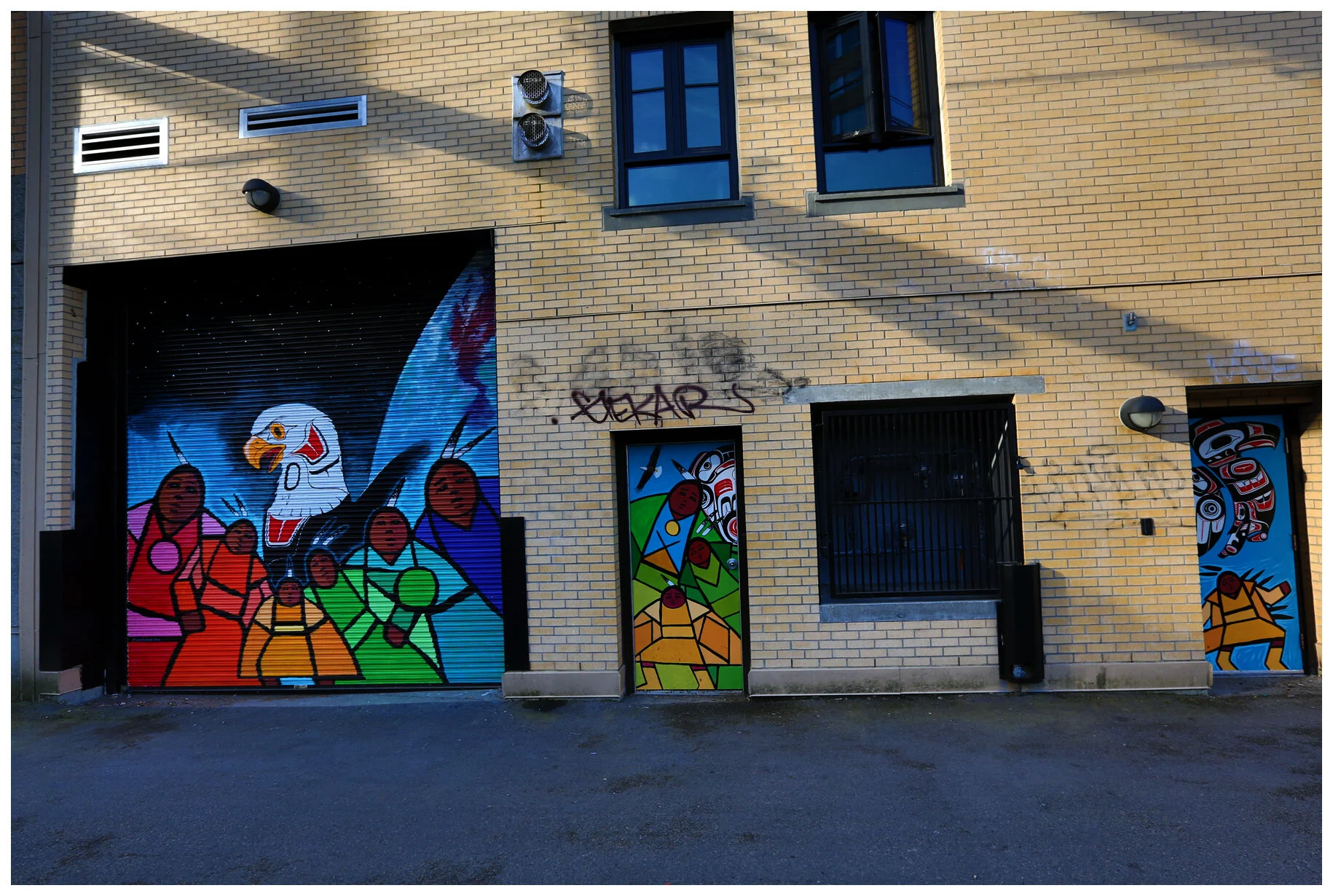 Alley Mural_May 22_2014_HDR_E7117_4x6s.jpg