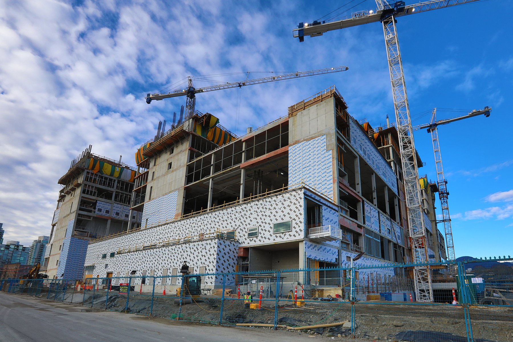 New St.Paul's Hospital Const_Feb 14_2024_HDR_4H3519_4x6.jpg