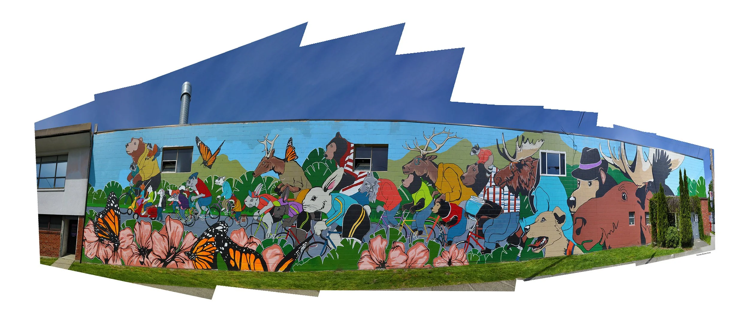 1451 Adanac St Mural_May 22_2022_HDR_Pan_5B5122_4x9.jpg