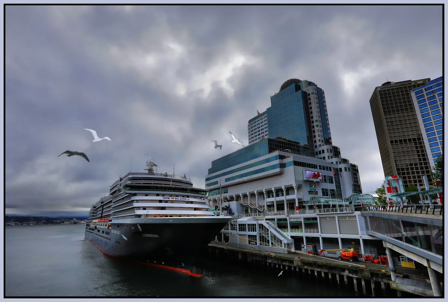 Coal Harbour Zuiderdam_Jun 22_2022_HDR_5B7651_peShdngCntrst_4x6s.jpg