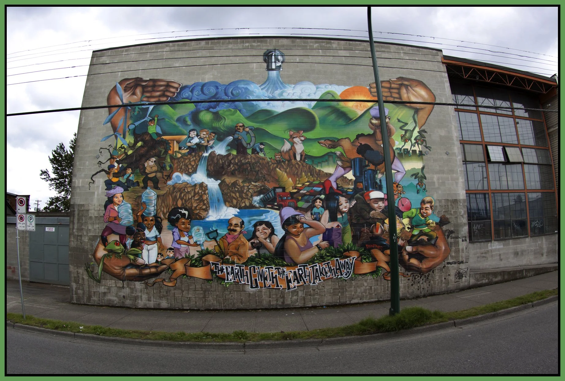 Clark Dr Mural_May 30_2010_5151_4x6s.jpg