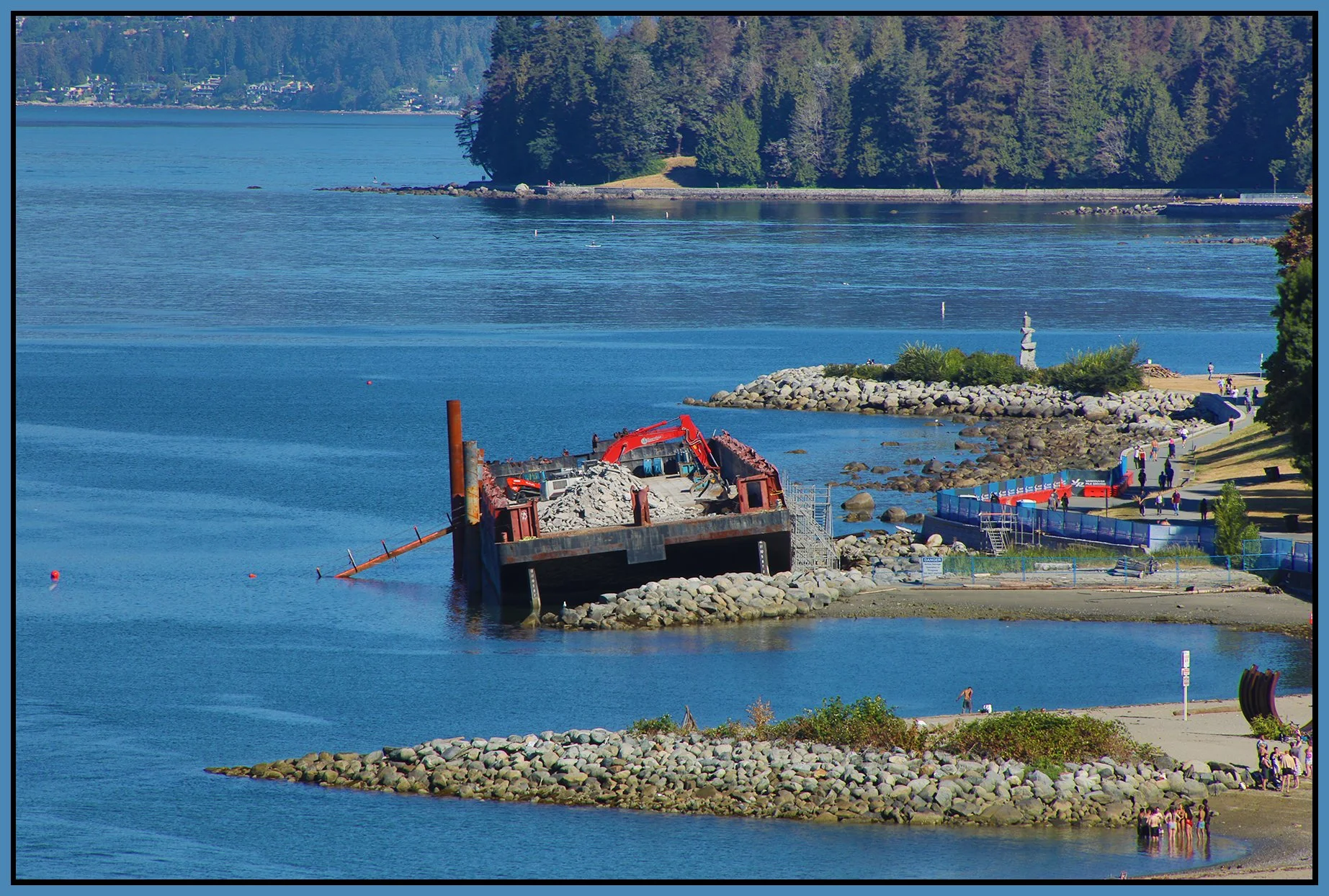 English Bay Barge_Aug 14_2022_HDR_4H1899s.jpg
