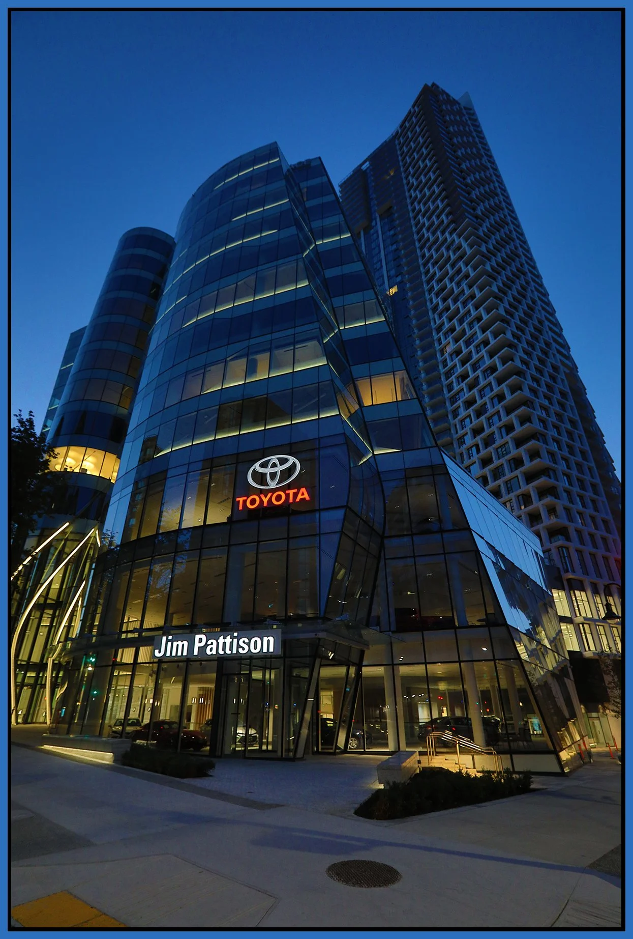 1280 Burrard St_Sep 8_2022_HDR_5B7871_4x6s.jpg