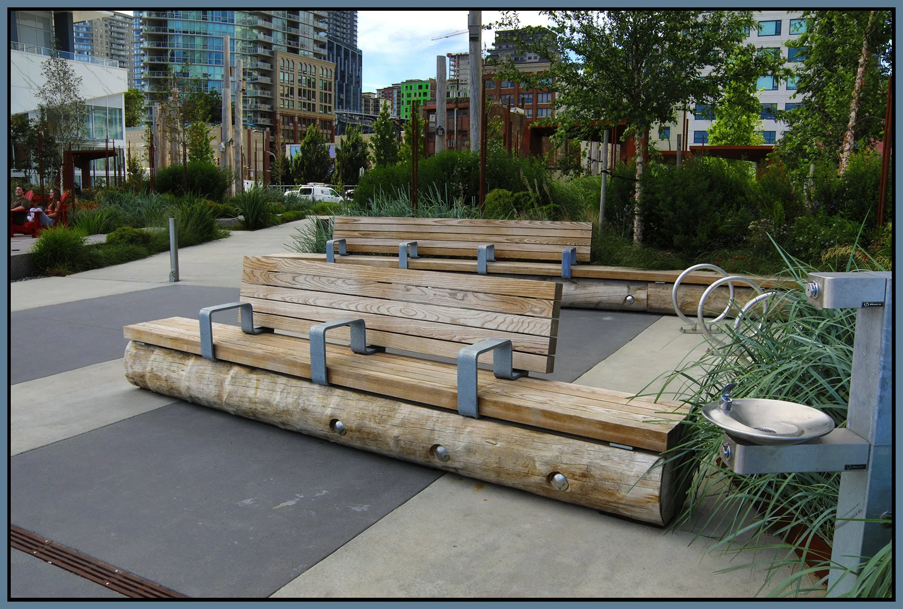 New West 680 Quayside Dr Benches_Jul 30_2026_HDR_4L7840_4x6s.jpg