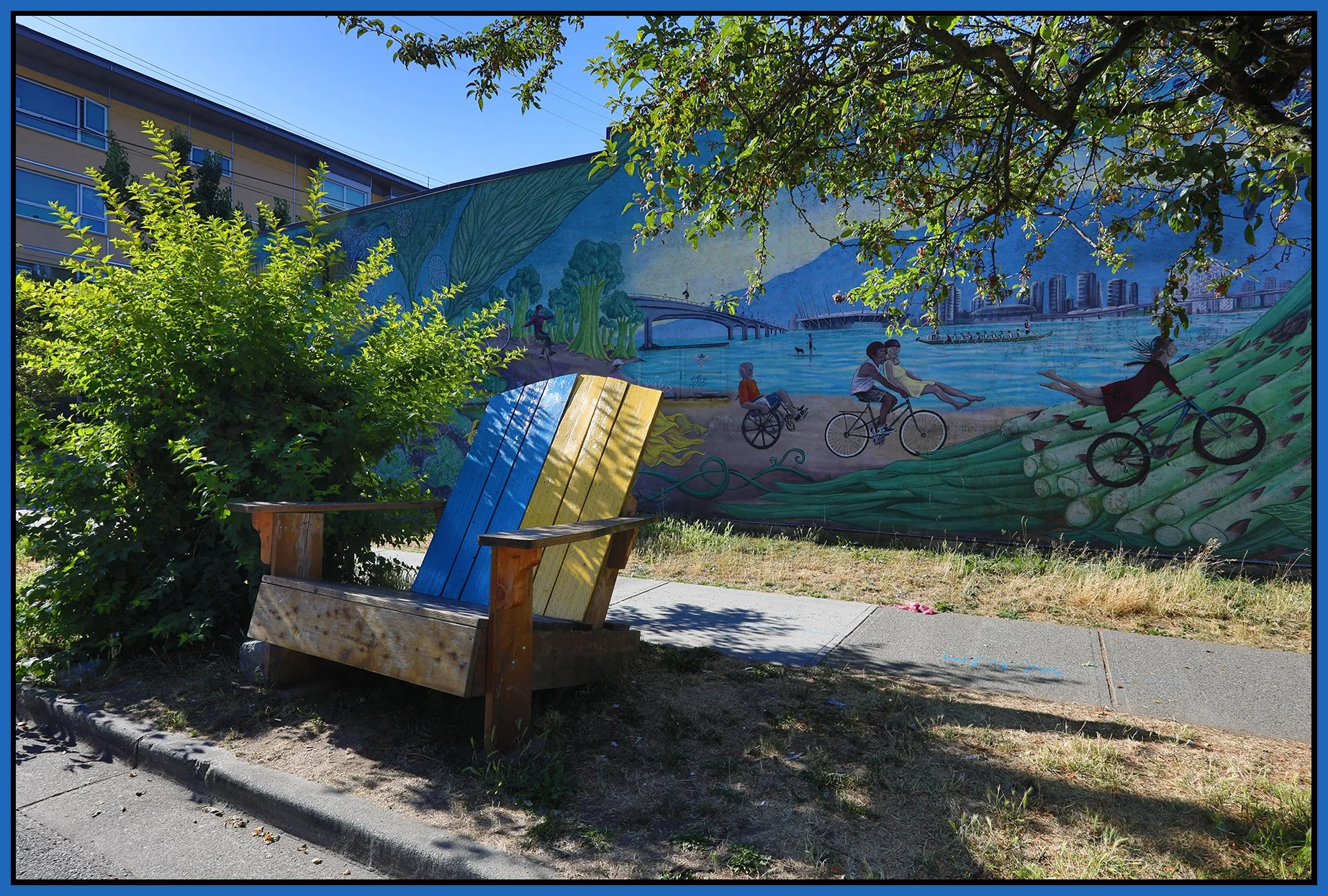 Bench on 10th Ave_Jul 23_2023_HDR_5C2679_4x6s.jpg