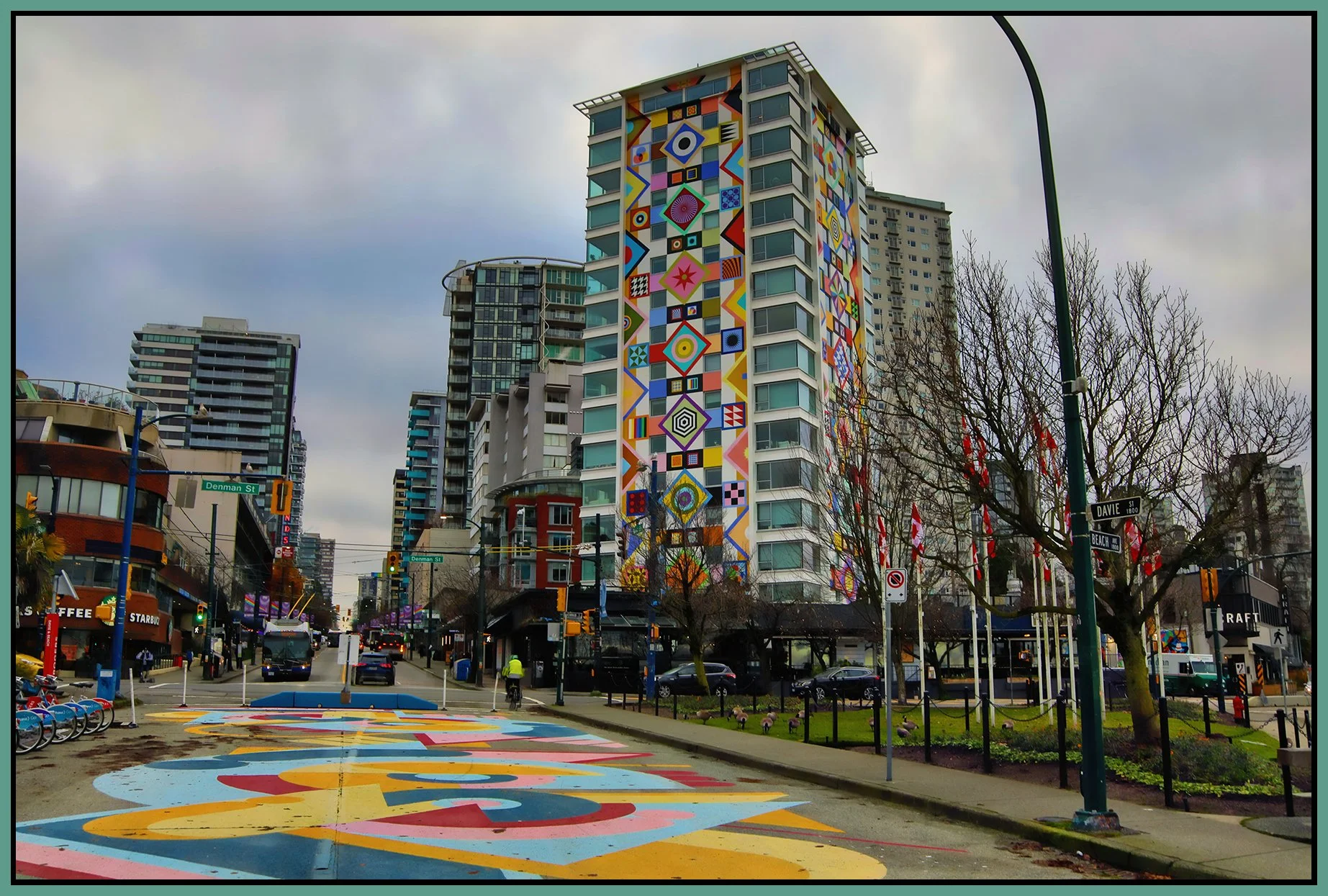 English Bay Murals_Dec 12_2023_HDR_5E2312_peShdngCntrst_4x6s.jpg