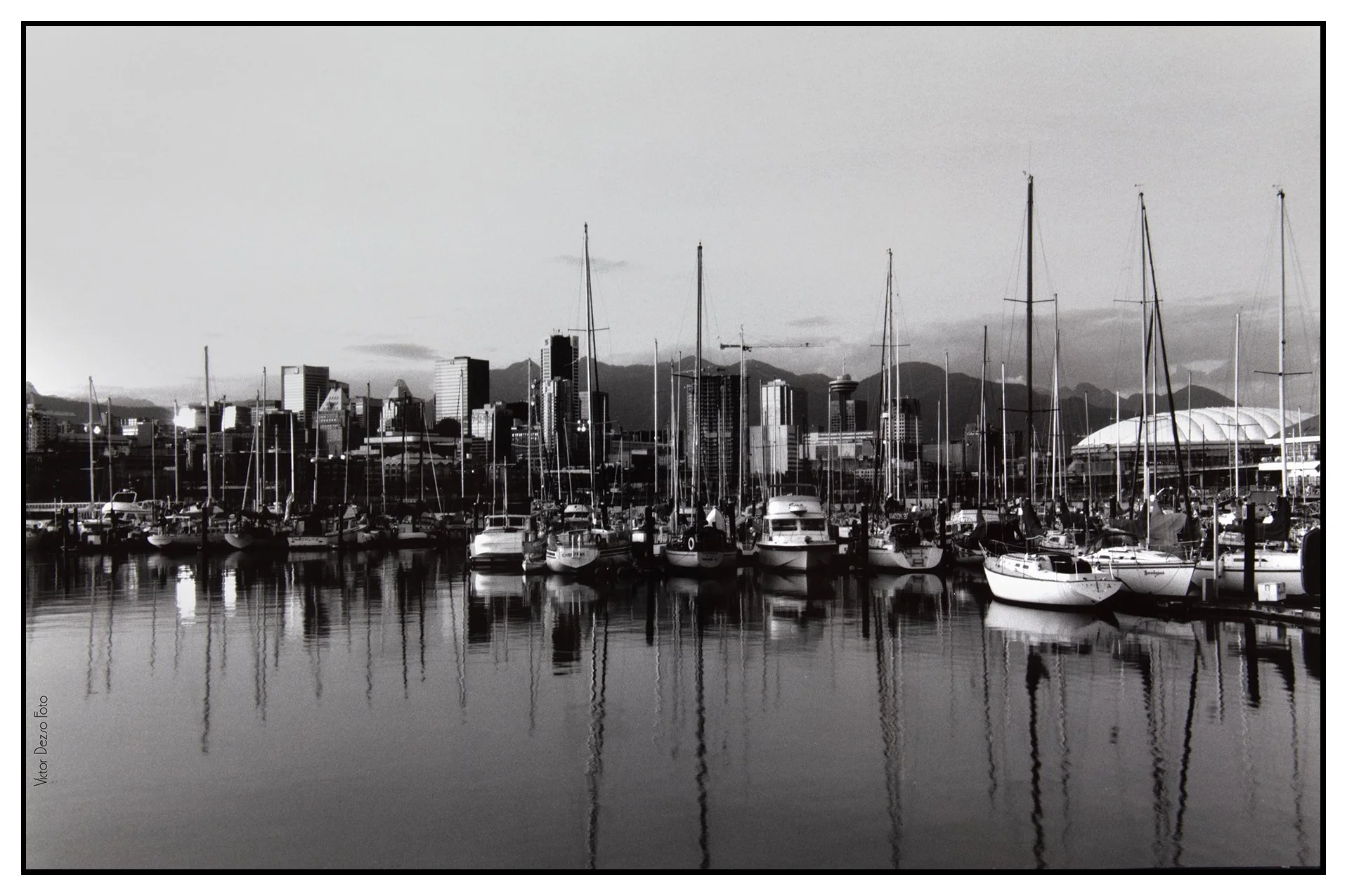 2 View 1970's_7259_4x5s.jpg