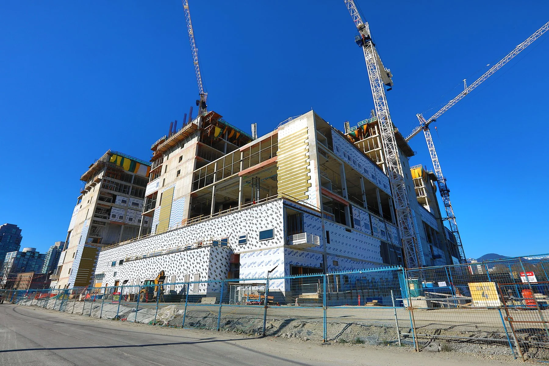 New St.Paul's Hospital Const_Mar 17_2024_HDR_4H5384_4x6.jpg