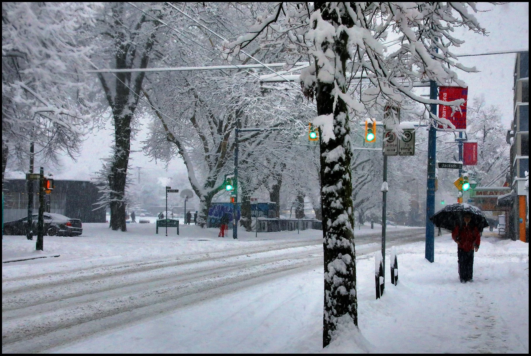 Powell St in the Snow_Jan 17_2024_HDR_5E3804_peAutoBrtn_4x6.jpg