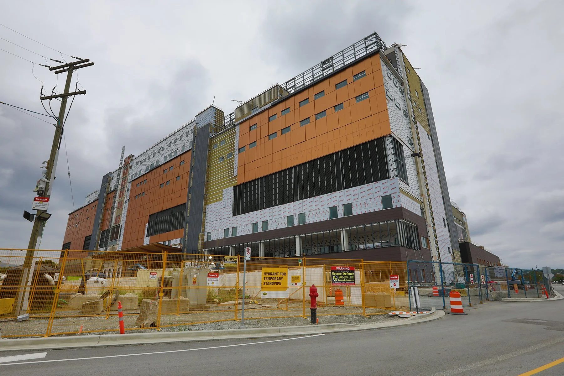 New St.Paul's Hospital Const_Jun 22_2028_HDR_4J6777_4x6.jpg