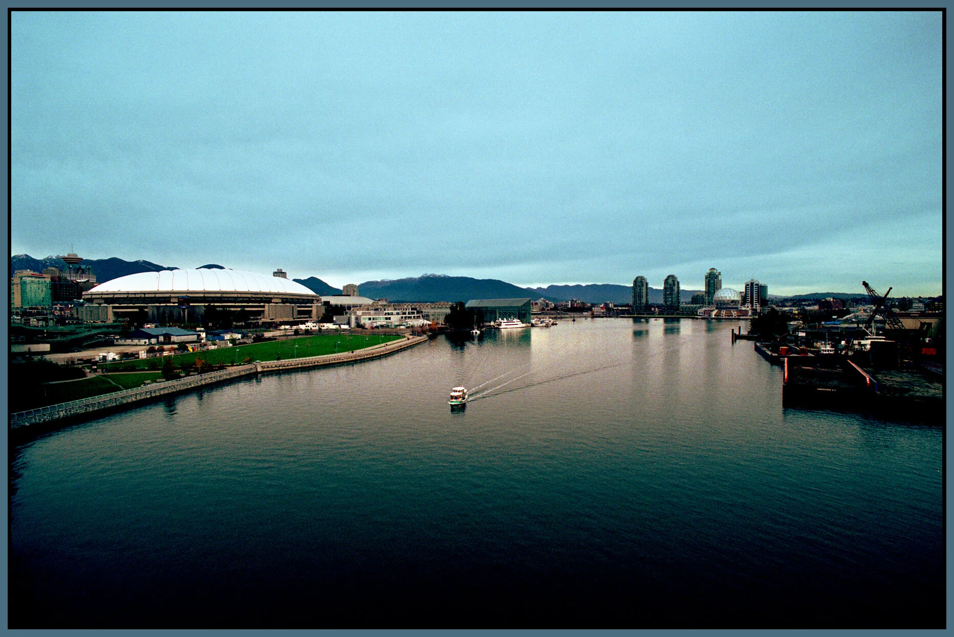 Cambie Br LkgNE_Dec 3_2001_17_4x6s.jpg