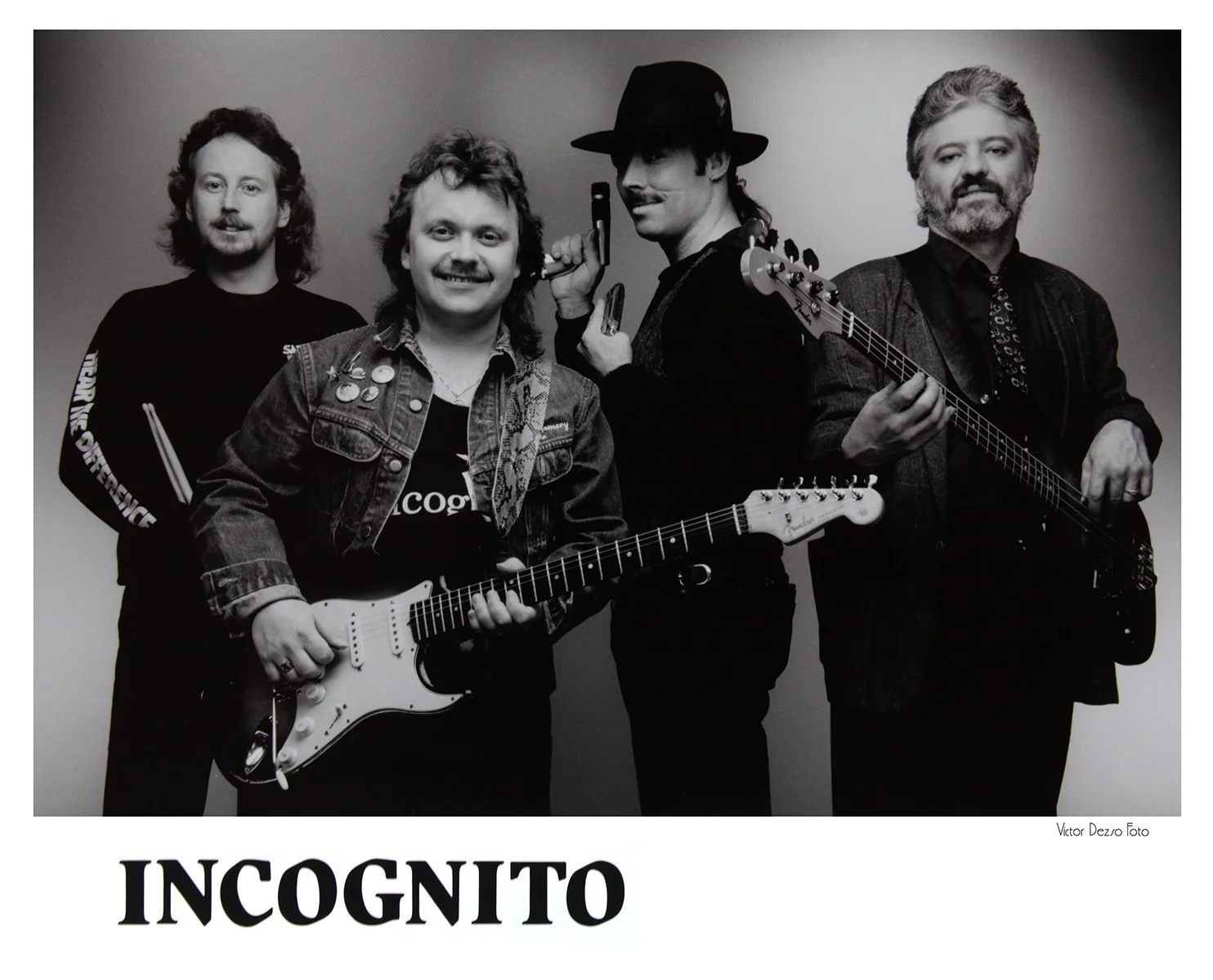 Incognito_8015_4x5.jpg