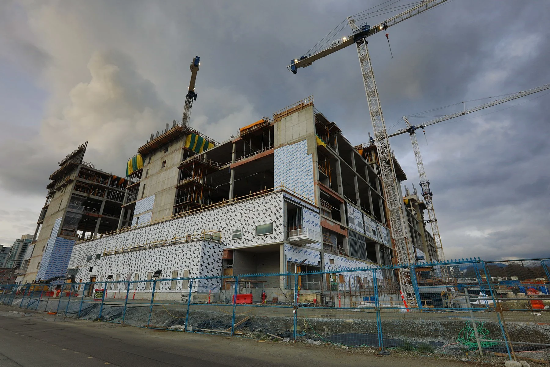 New St.Paul's Const_Jan 7_2024_HDR_5E3300_4x6.jpg