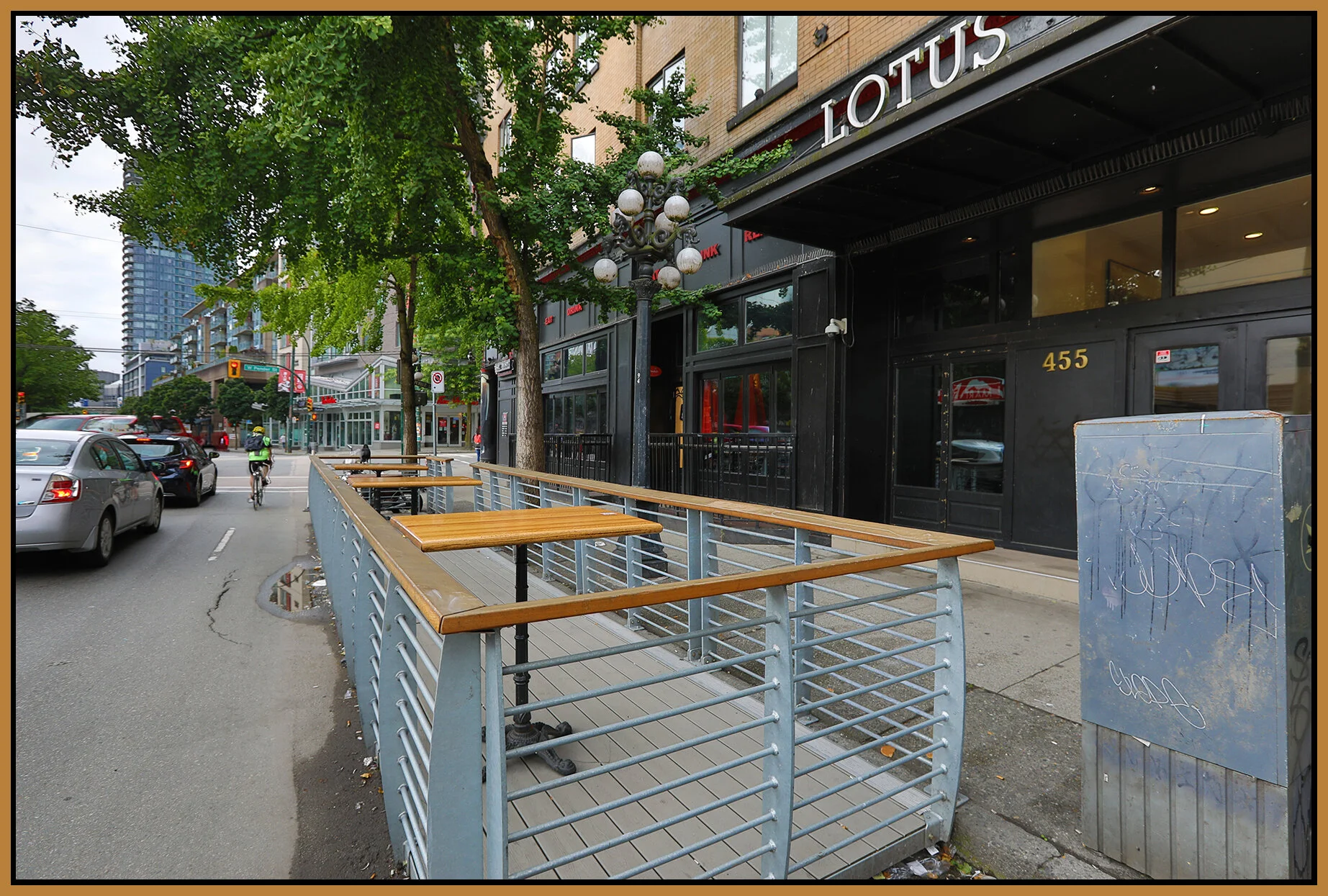 Curbside Seating Lotus Inn_Jul 16_2020_HDR_4F3376_4x6s.jpg