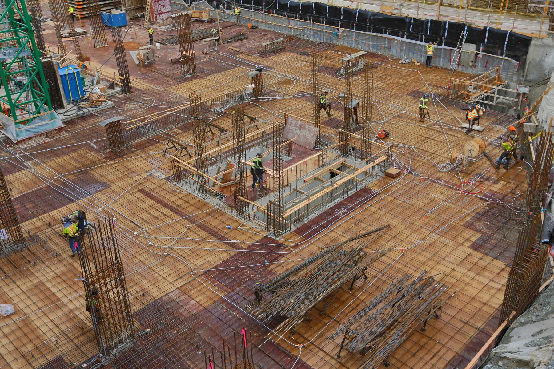 Strathcona Village Const_Apr 12_2016_HDR_K9759_4x6.jpg