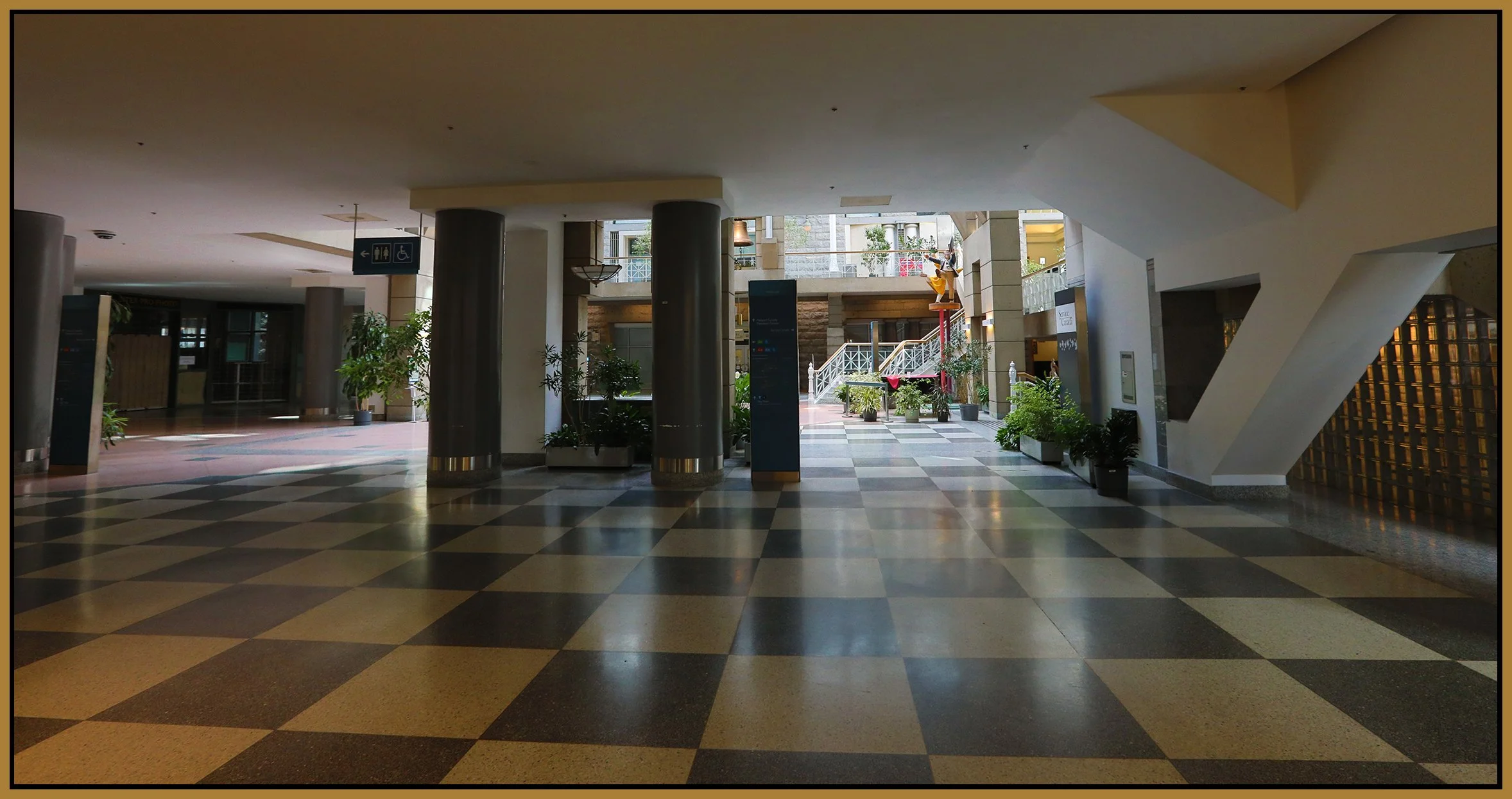 Sinclair Centre_Apr 1_2023_HDR_5D6054_4x8s.jpg