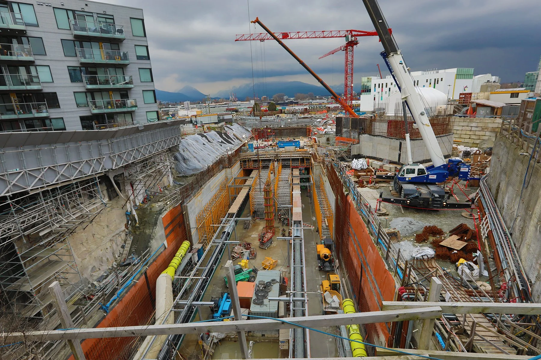 GNW Subway Const_Mar 6_2024_HDR_4H4395_4x6.jpg