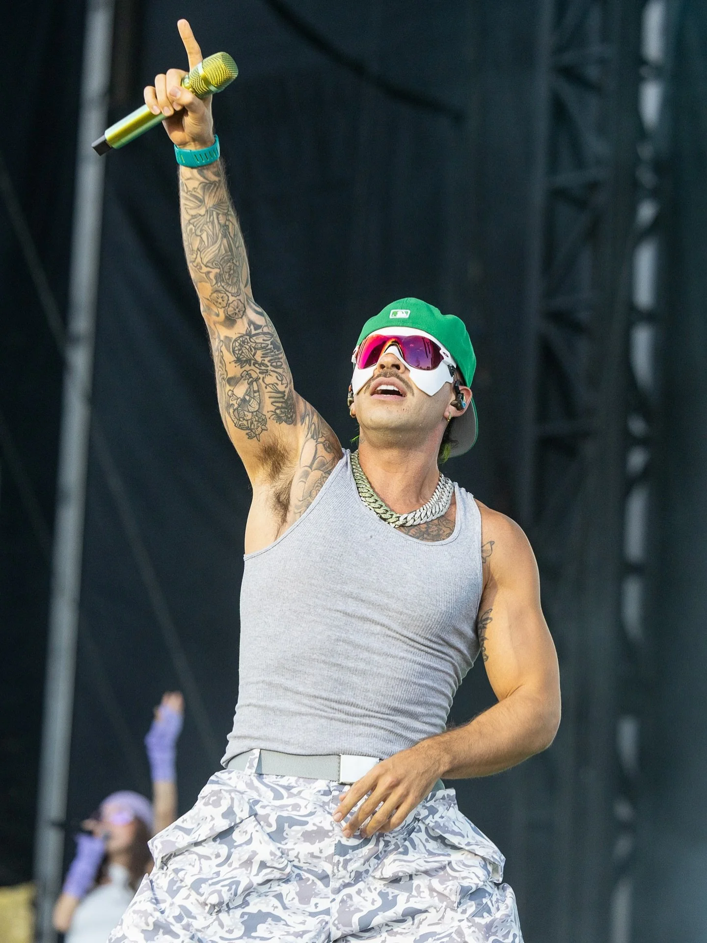 Contigo las noches, no, no eran pa dormir @feid 🔥🔥#aclfest /// 📸: @concertcapture