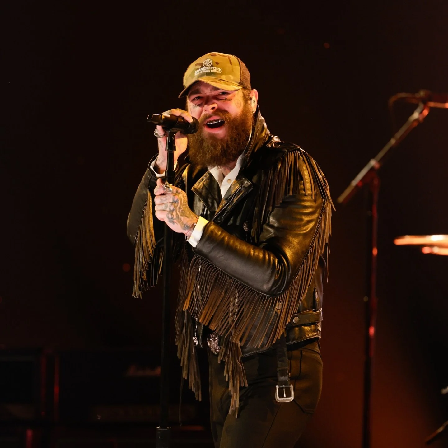 @postmalone paying tribute to Ozzy Osbourne #grammys /// 📸: Francis Specker