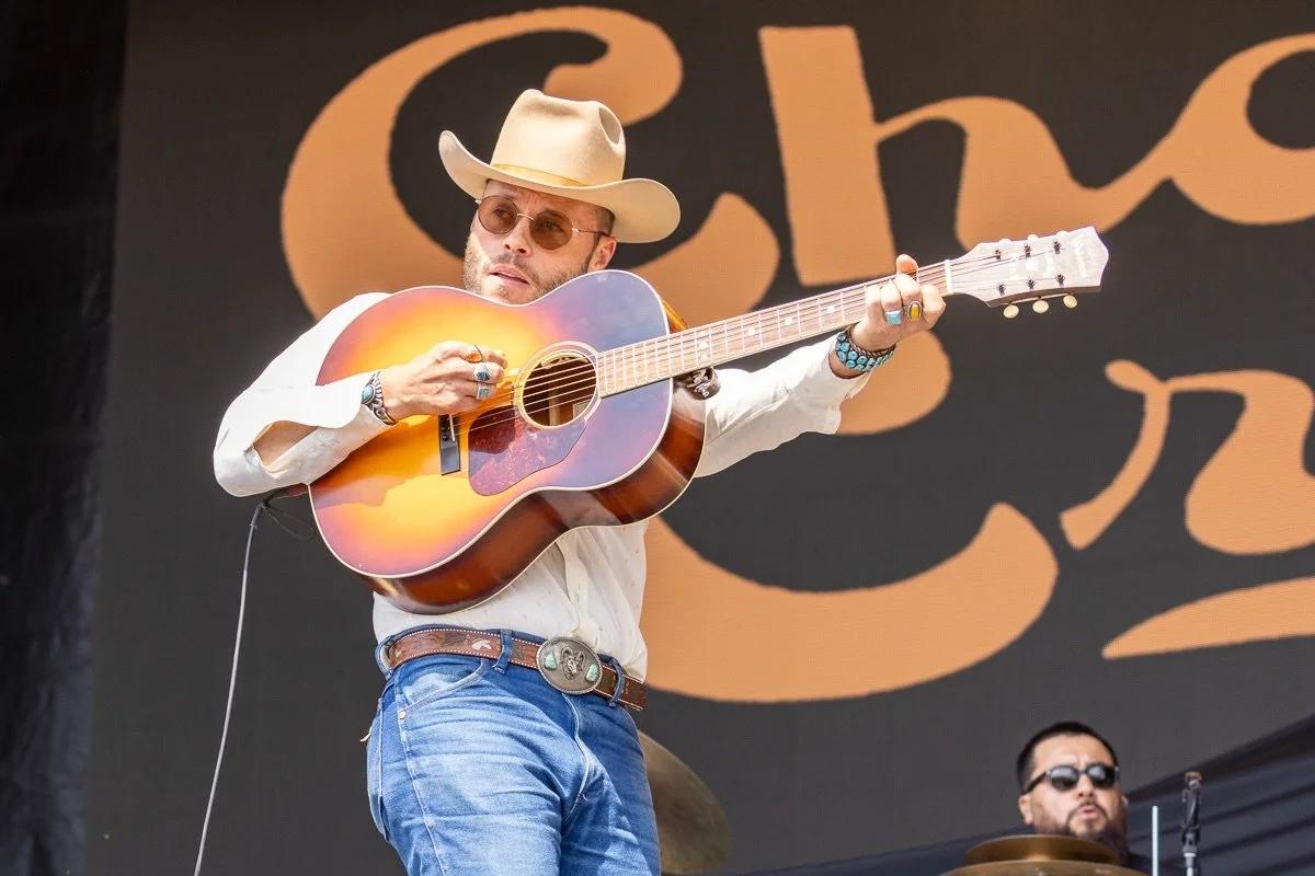 It's getting real. @sxsw just added @charleycrockett, @laineywilson, @vicmensa, @passion_pit, @quinnxcii and more to the 2026 music lineup! /// 📸: @concertcapture