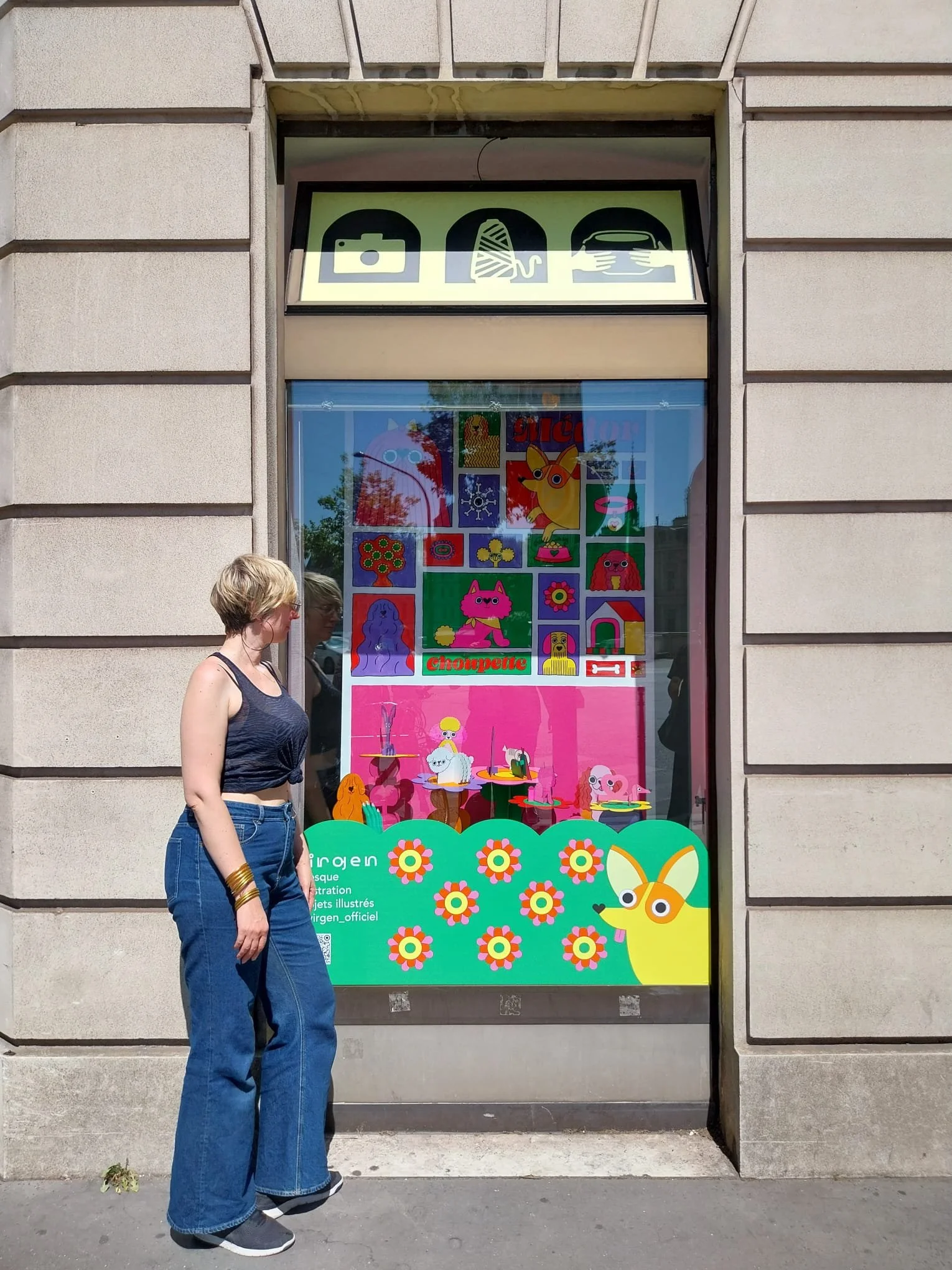 canis-floris-vitrine-et-moi.jpeg