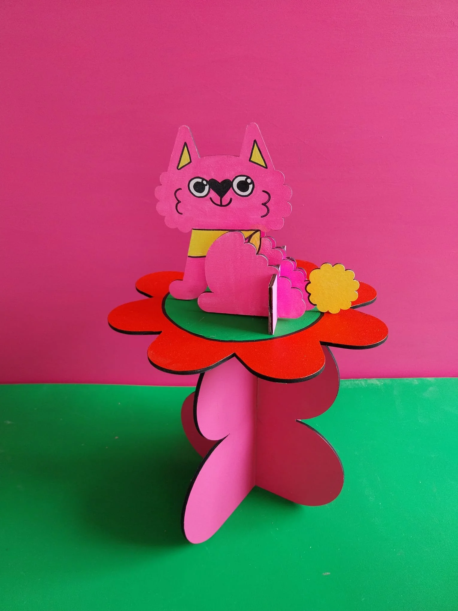 canis-floris-chien-rose.jpeg