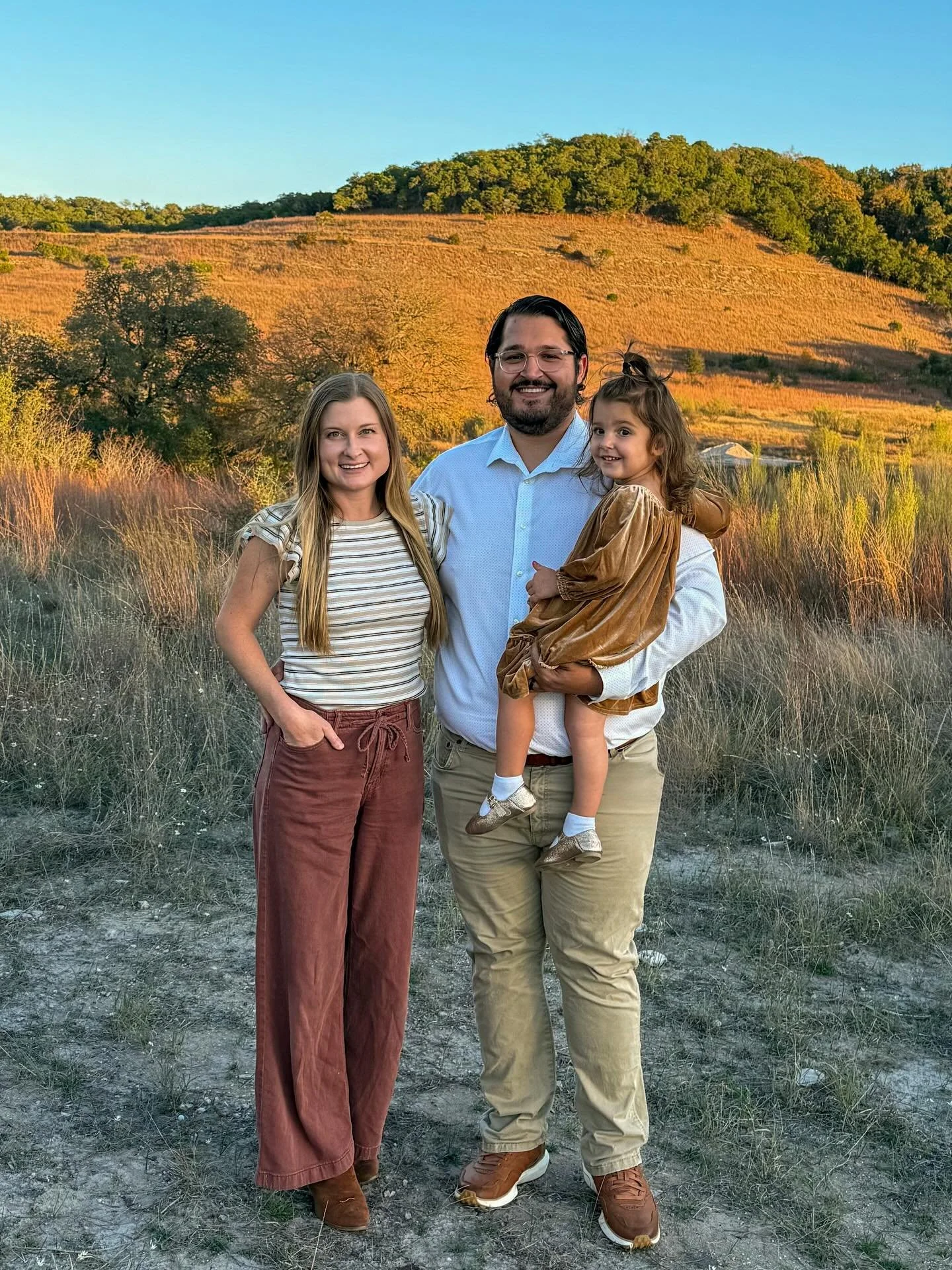 This is what life is all about! Thankful today and everyday. Happy Thanksgiving from me and mine to you and yours 🦃

#austinartist #sahmomlife #austinbusiness #familyportait #familypainting #portraitpainting #paintingart #momlife #smallbusinessowner