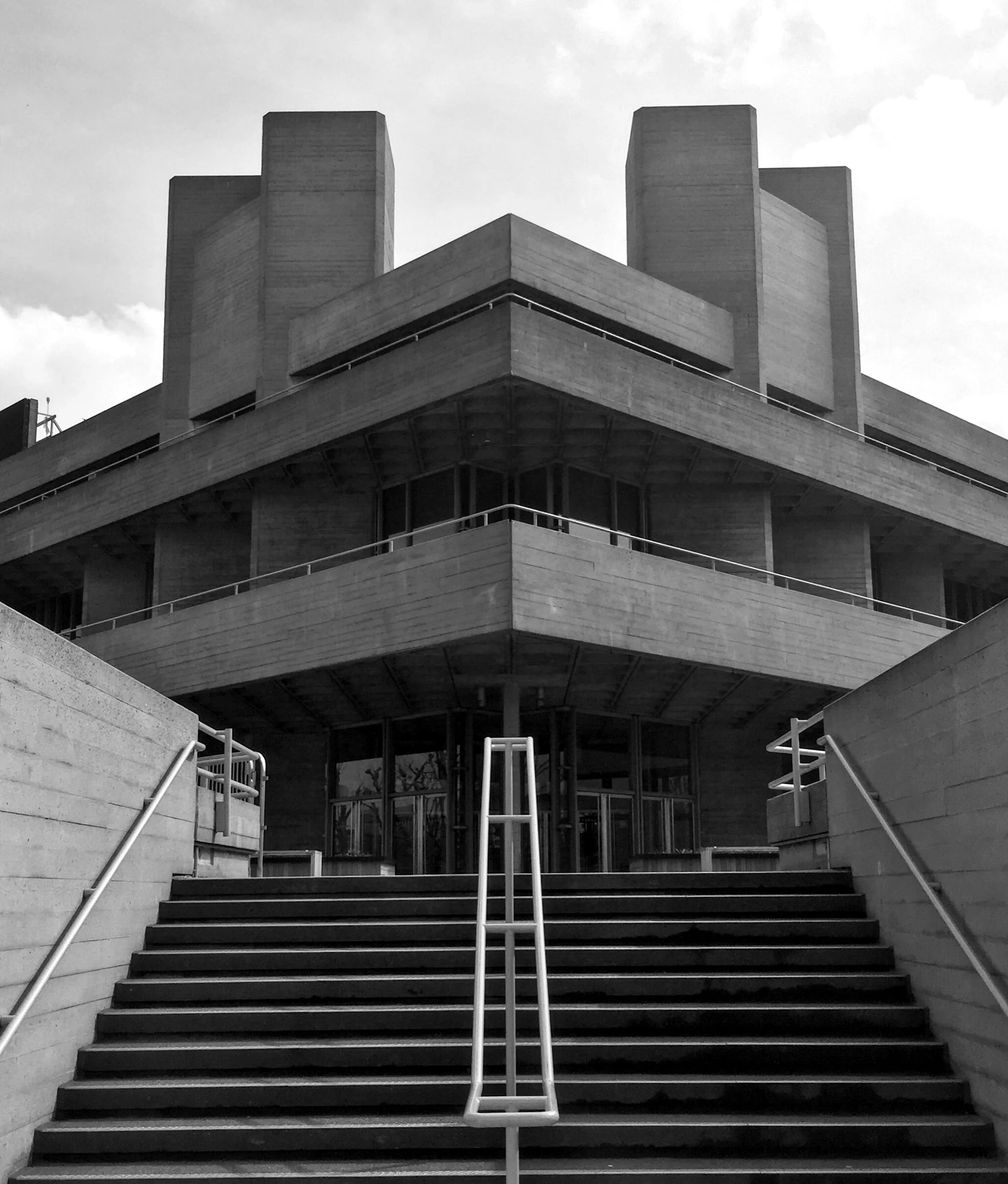 National Theatre 1111.jpg