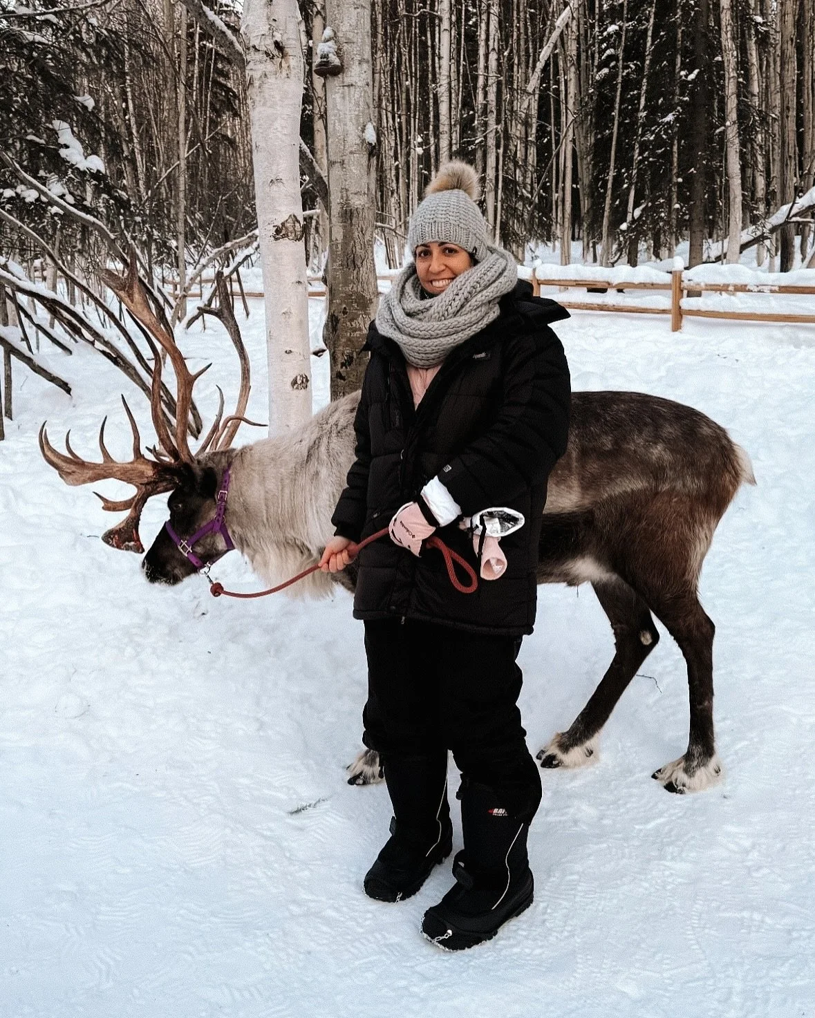 Living vicariously through my customers trips😍🥰 How epic is @woah_its_mary  trip to Alaska?? 
I love love looovveeeee seeing you wearing &amp; loving your pieces, so send them in! 🫶🏻 
.
.
.
.
.
#archiveknitwear #bostonmakers 
#boston #bostonbusin