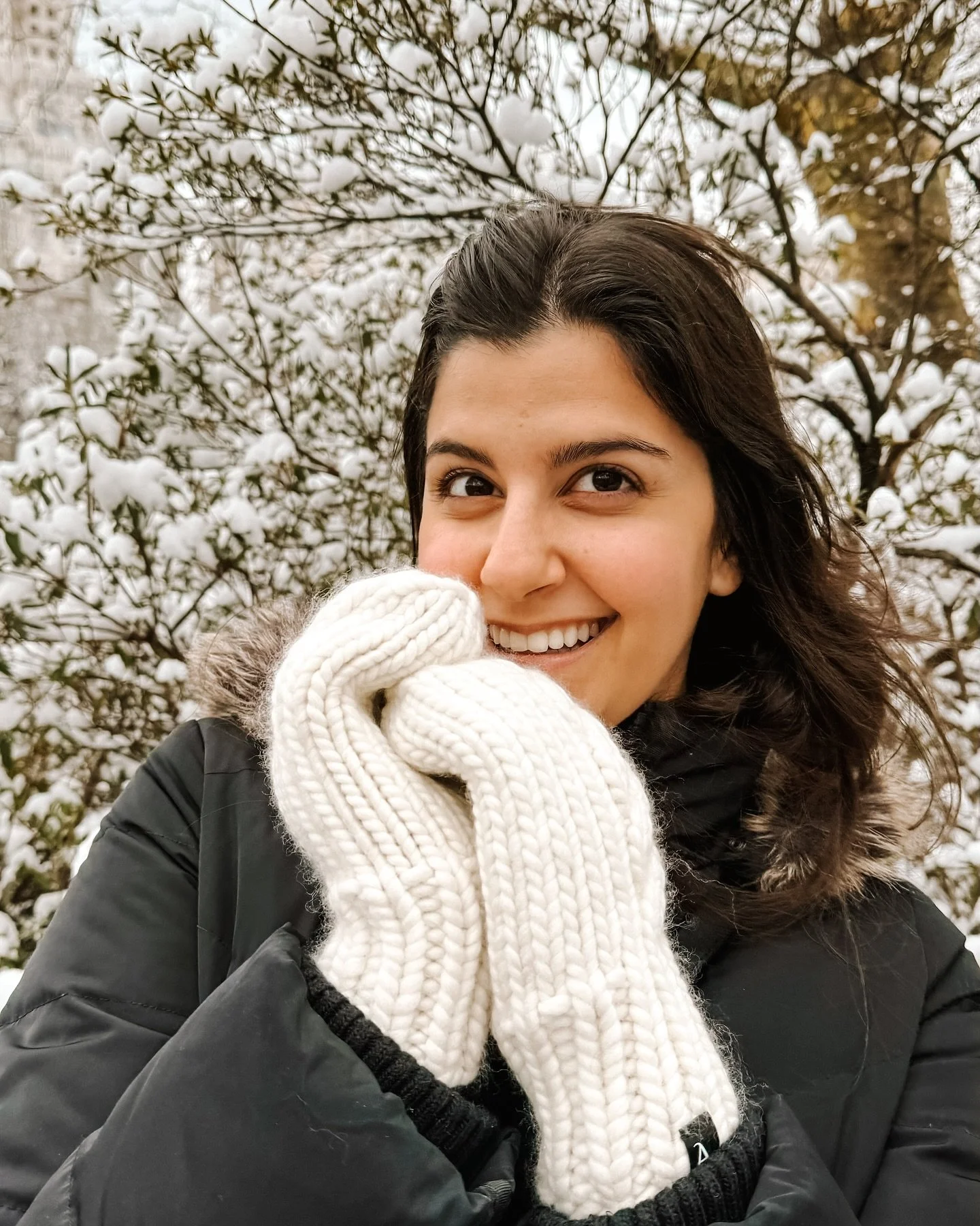 ❄️ Boston&rsquo;s looking like a snow globe today! The perfect time to bring out those mittens 😍 
only 3 days left to shop at the @sowaboston winter festival! Come by and grab yourself (or a loved one) a pair!