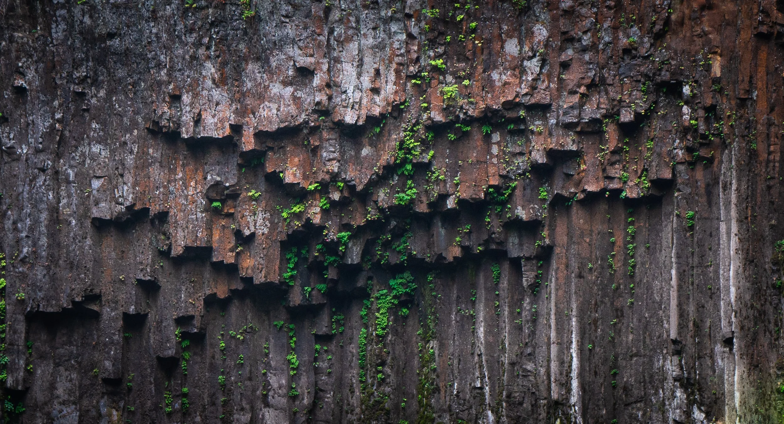 Standing Rectangular Rocks How Shapes Secretly Control the Way We See Photos — Intricate Explorer ...
