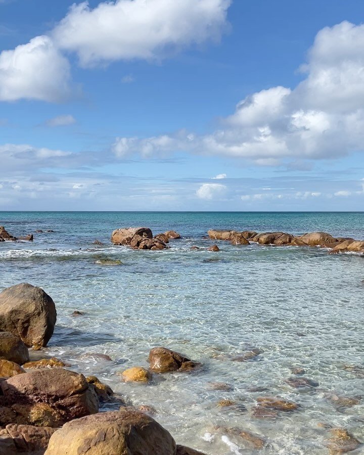 The healing power of stillness. I&rsquo;m back down south in Yallingup and Eagle Bay this weekend as part of my Reiki Master training and I wanted to take the opportunity to offer my AKUNA 🌊 Healing Session while i&rsquo;m here in one of my favourit