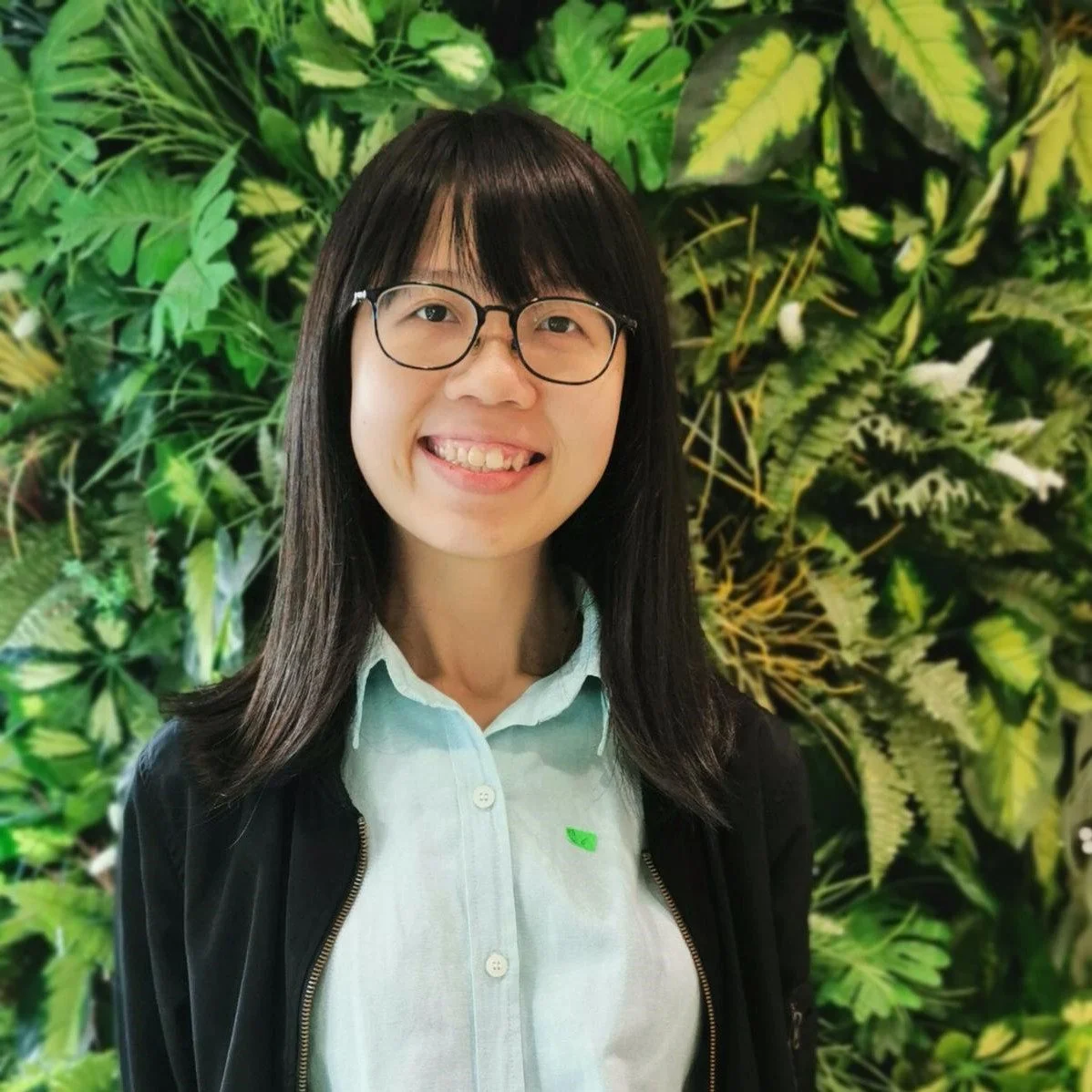 Angeline, Financial Consultant