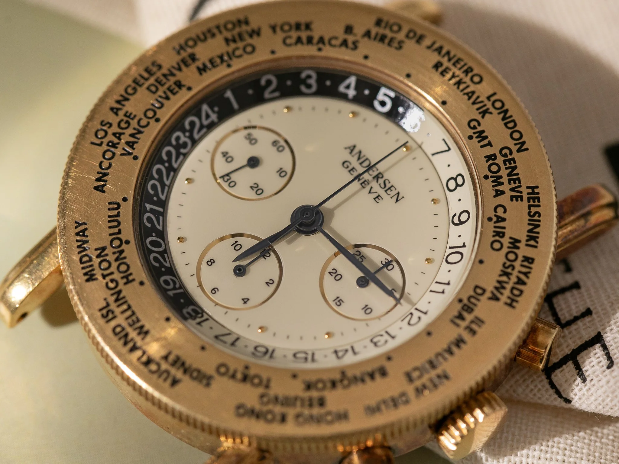 ANDERSEN_GENEVE_Worldtime_Chronograph_THHKC251212-04.jpg