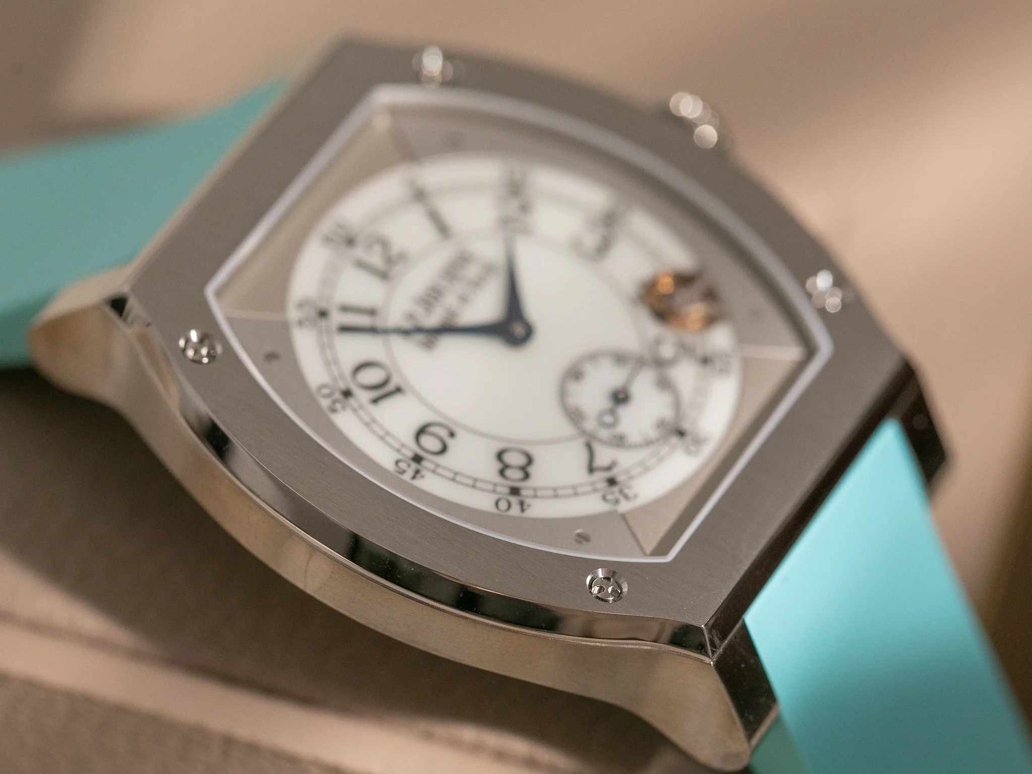 FPJ_ELEGANTE_48MM_TITANIUM_THHKP250610-05.jpg