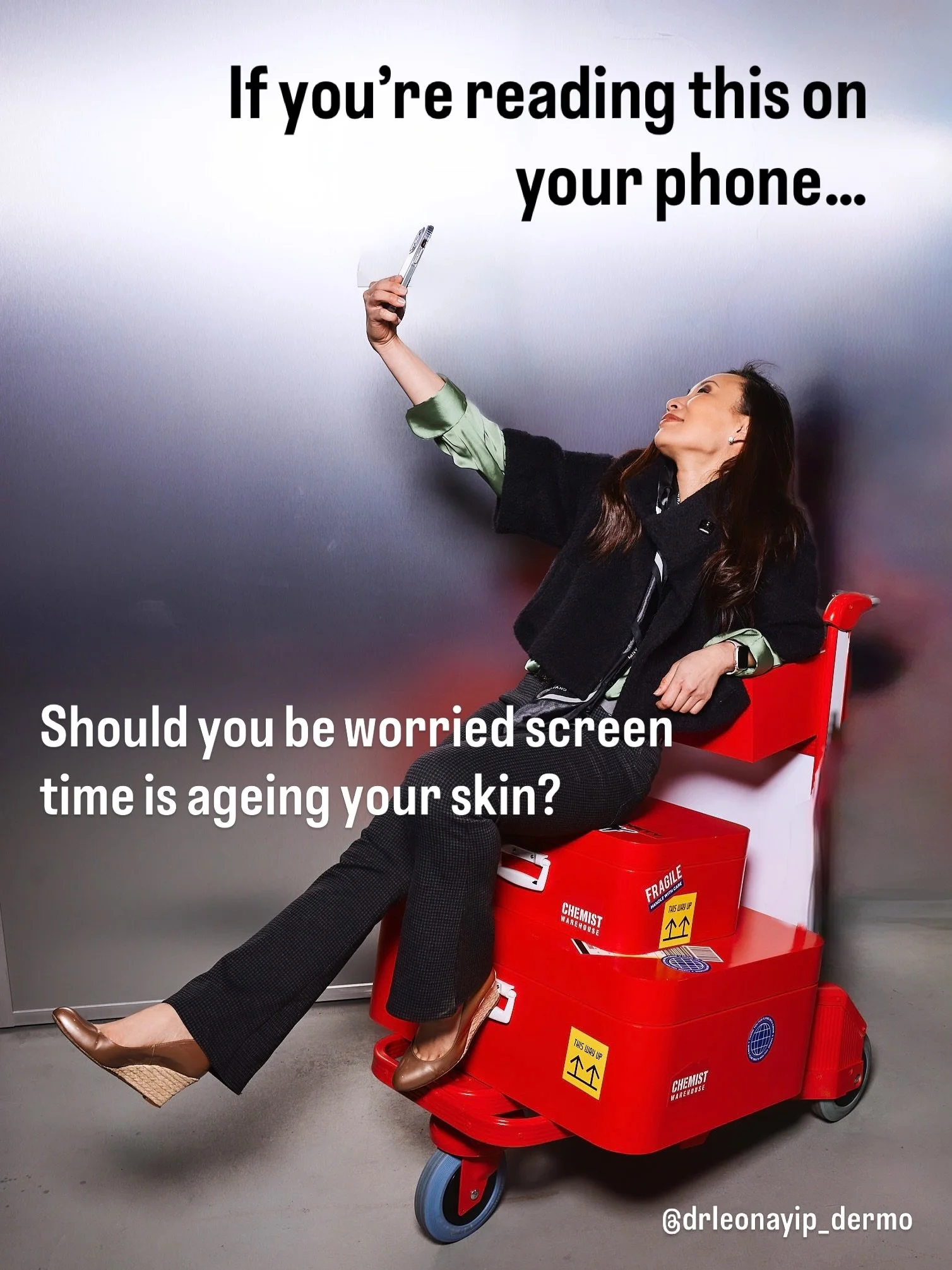 Does screen time actually age your skin?

We know blue light and visible light can affect skin biology - but the amount emitted from our devices is very different from the visible light exposure we get from the sun.

So before you buy a whole &ldquo;